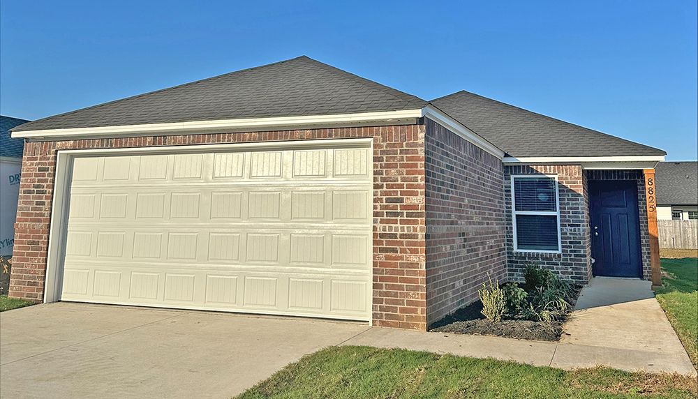 Exterior:Ridge Creek 8825 Preston Wood Dr RC Cooper 0031 WEB