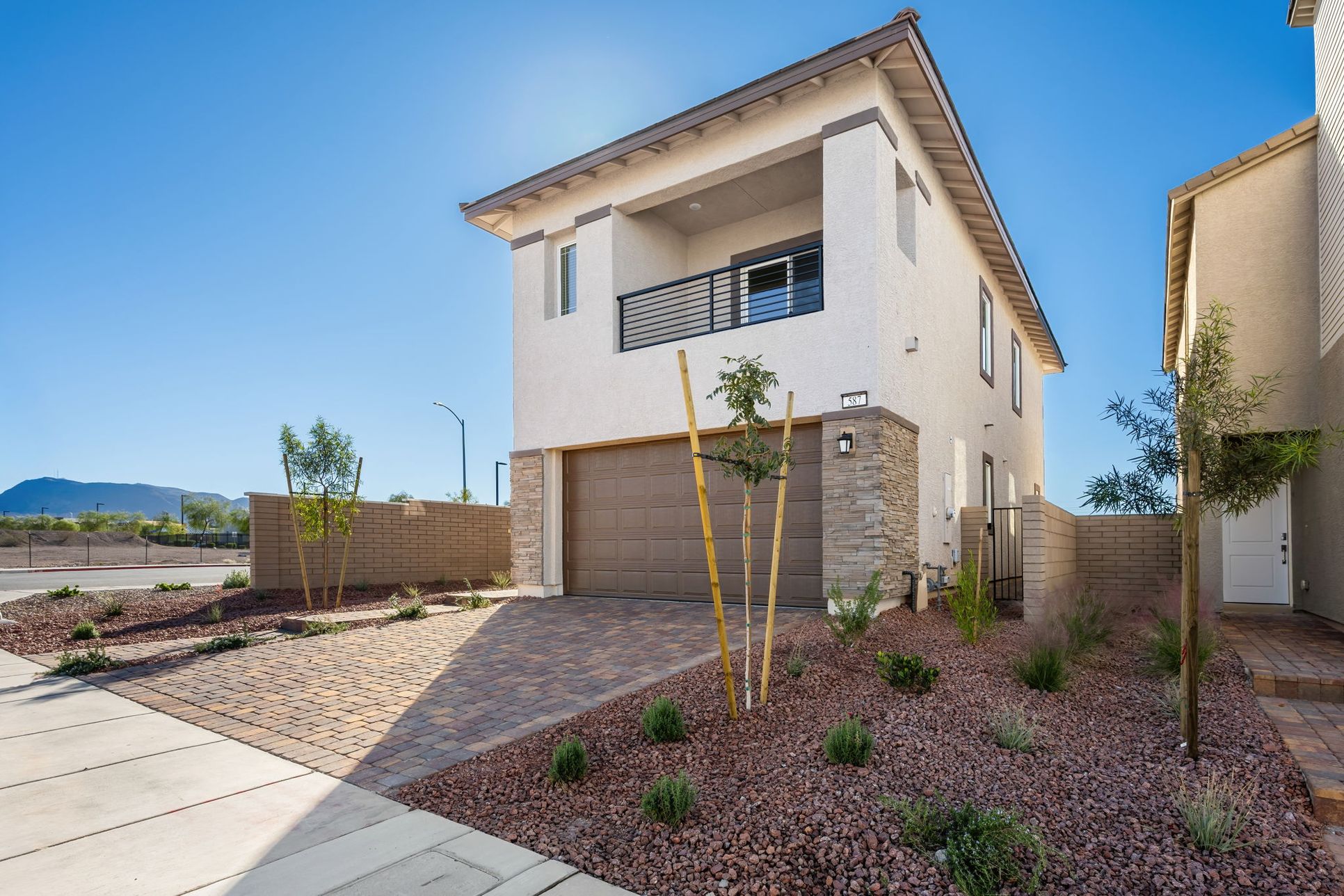 Exterior:Cadence Carlton Cooper Exterior 1of3