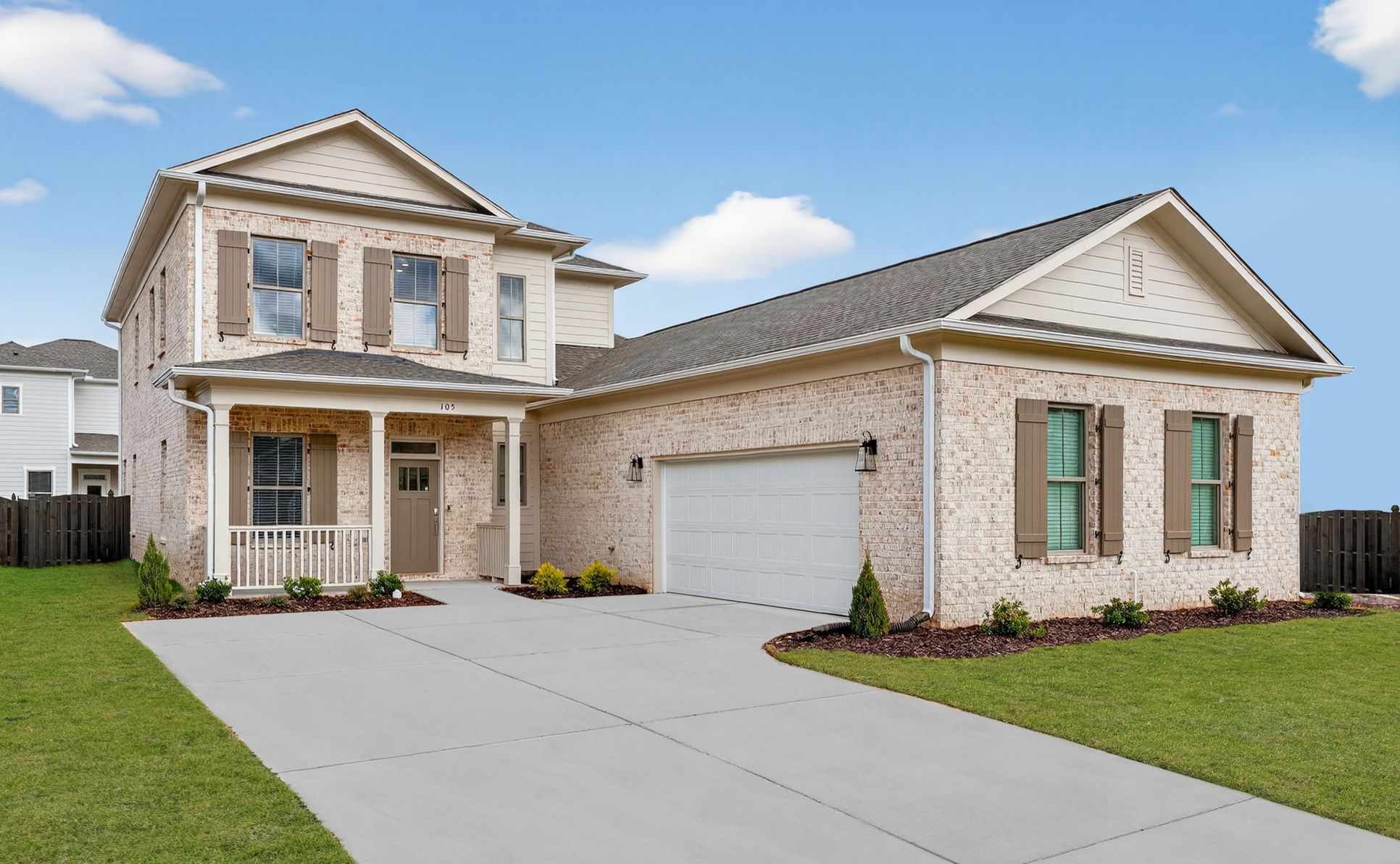 Exterior:Moores Creek Res2840 13 01