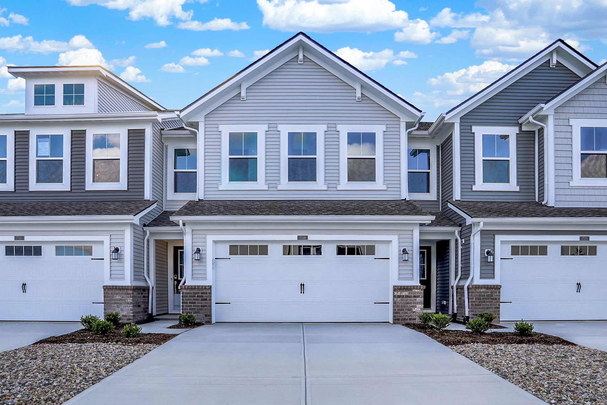 Exterior:Towns at Pennsy 028 Exterior