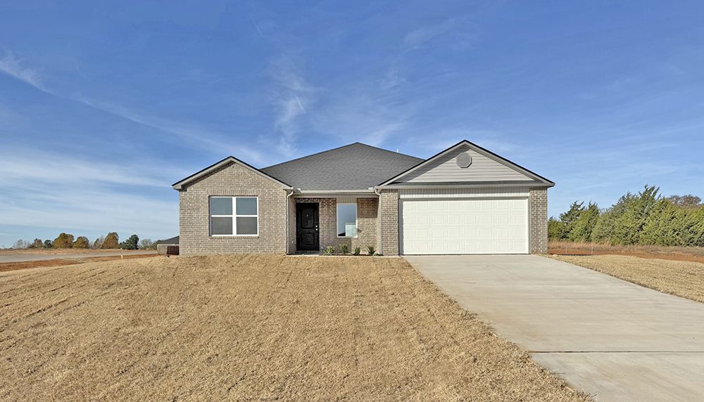 Exterior:13366 Mulberry Blackberry Ridge Mcloud RC Kinsley 0601 WEB
