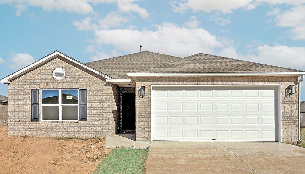 Exterior:8617 E 164th St S Bixby RC Fenway Robinson Ranch 04 B0 WEB