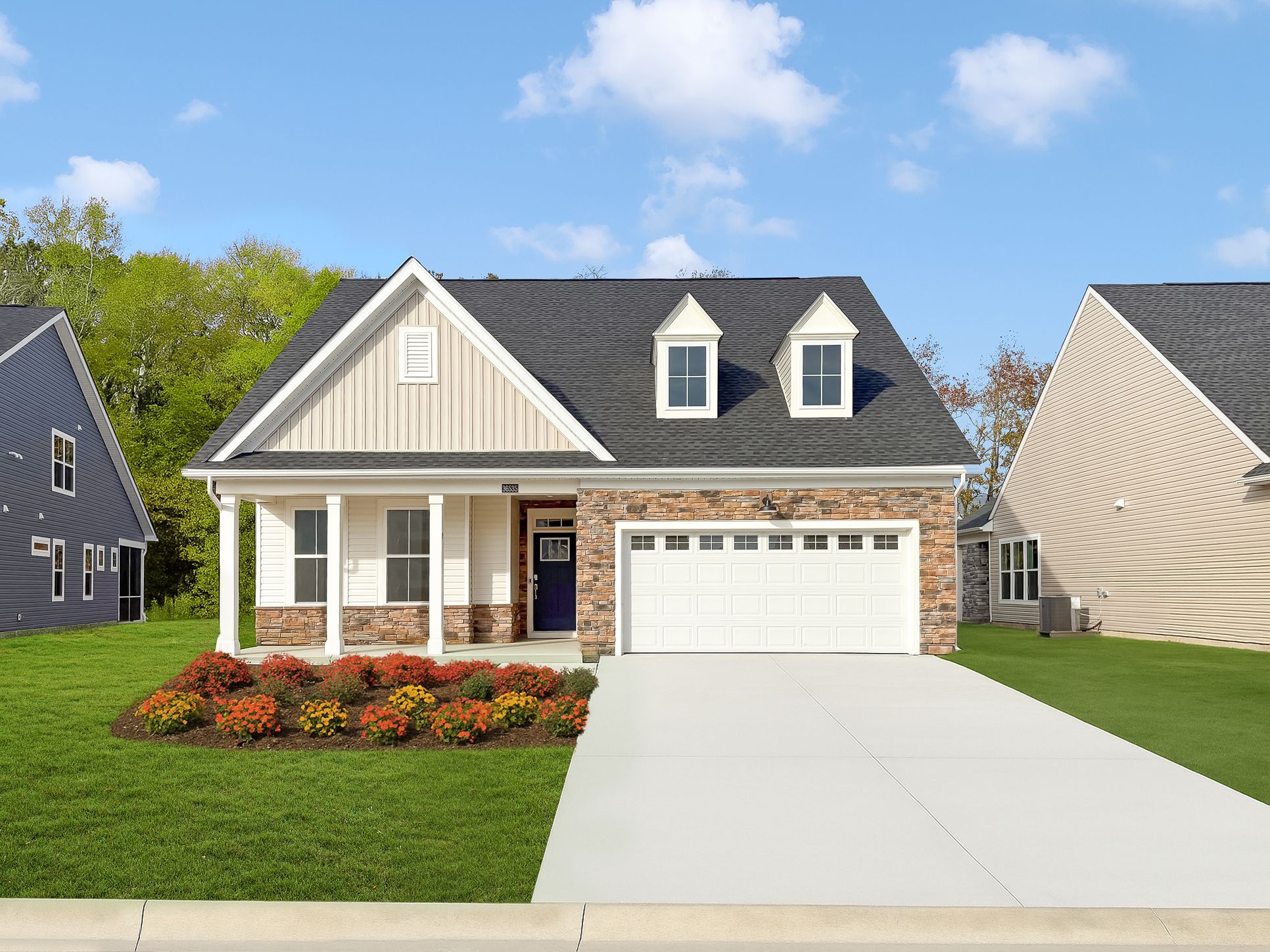 Exterior:Bridgewater pic Savannah24 Front Exterior