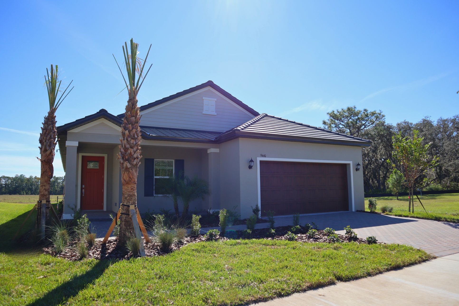 Exterior:8b94cb85 ced2 451a 8063 36771197041a