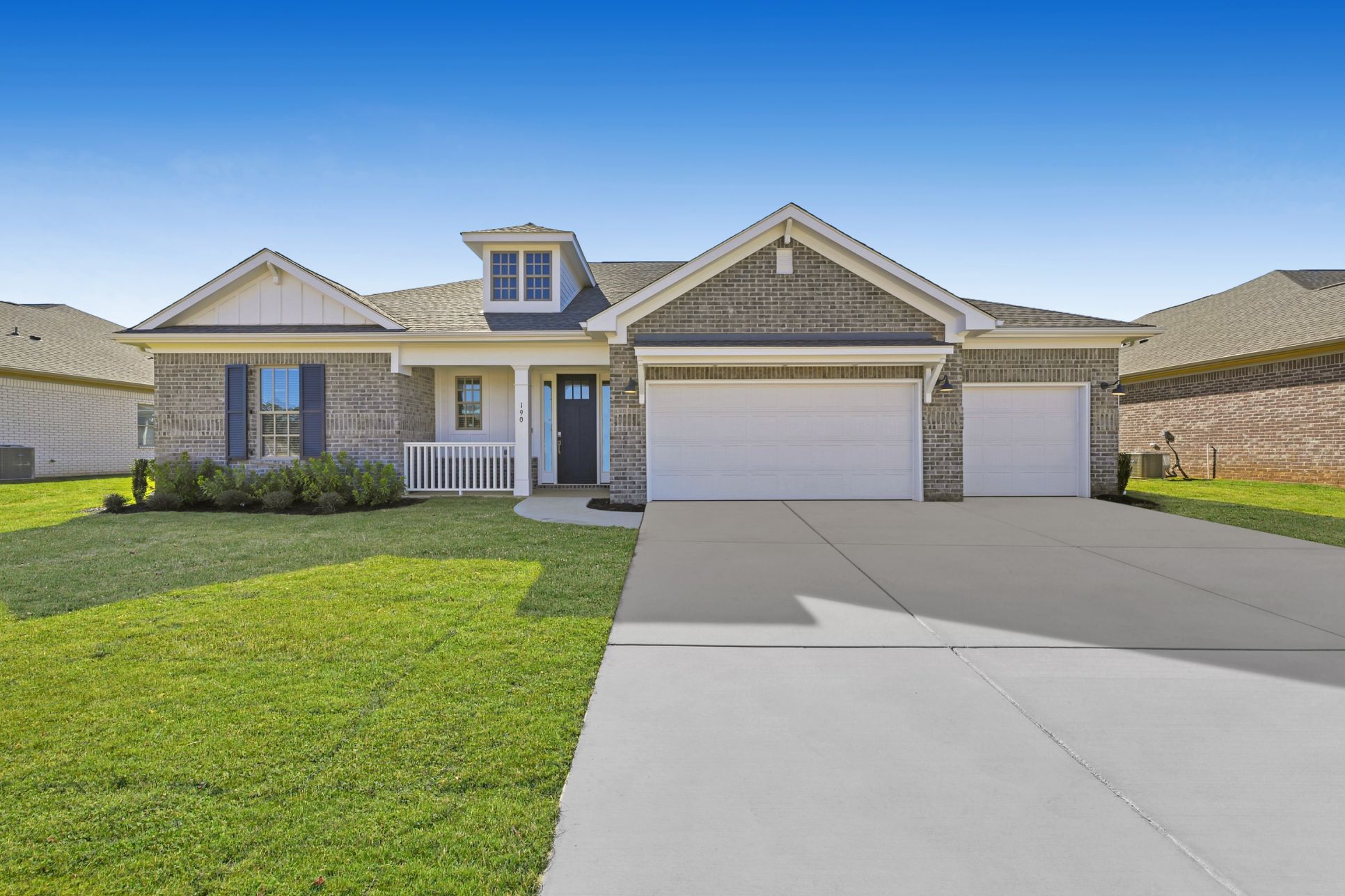 Exterior:Creekside Clift Farm Ranchers Caiden62 01 (1)