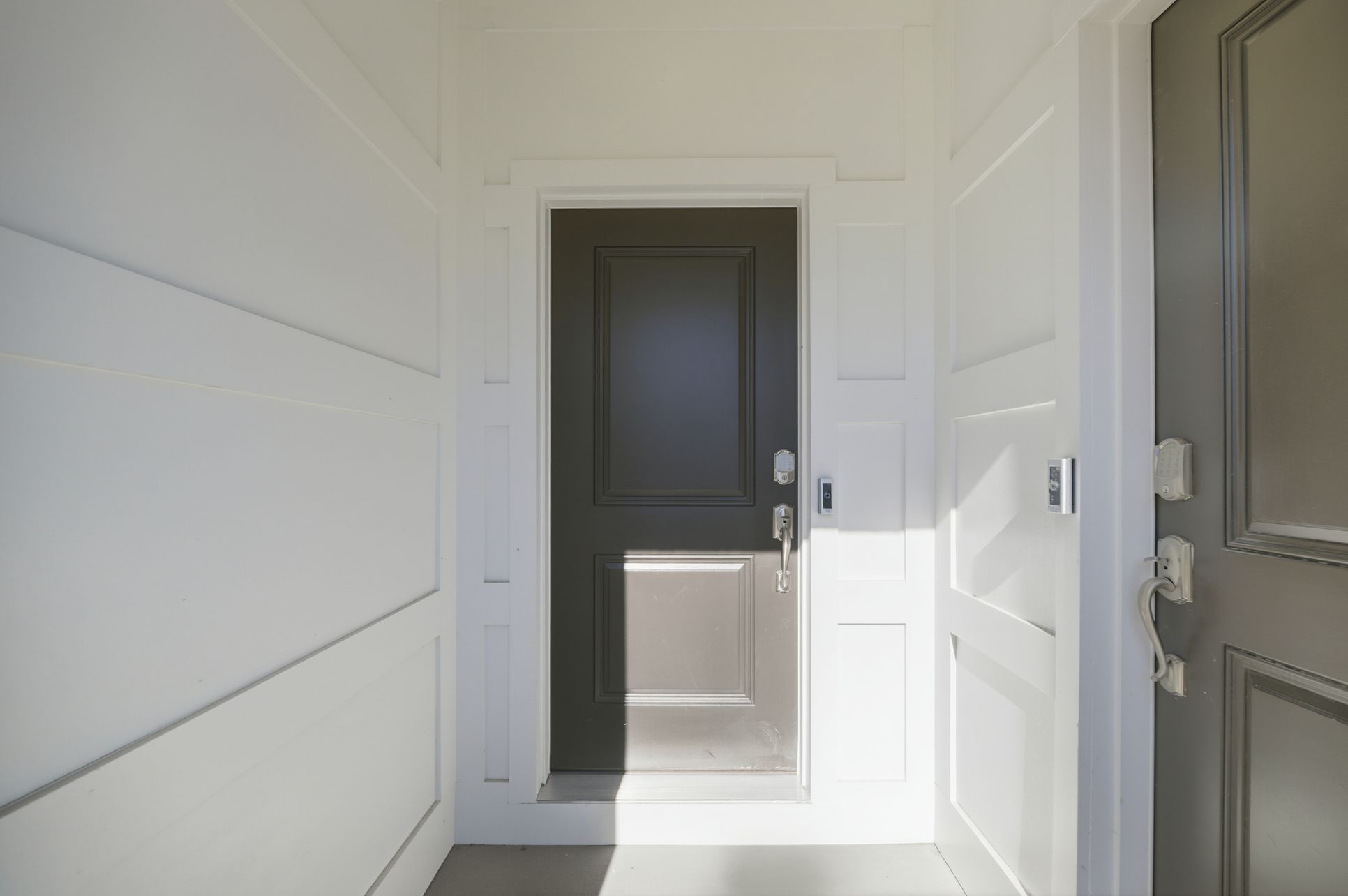 Interior:02 VG G8901