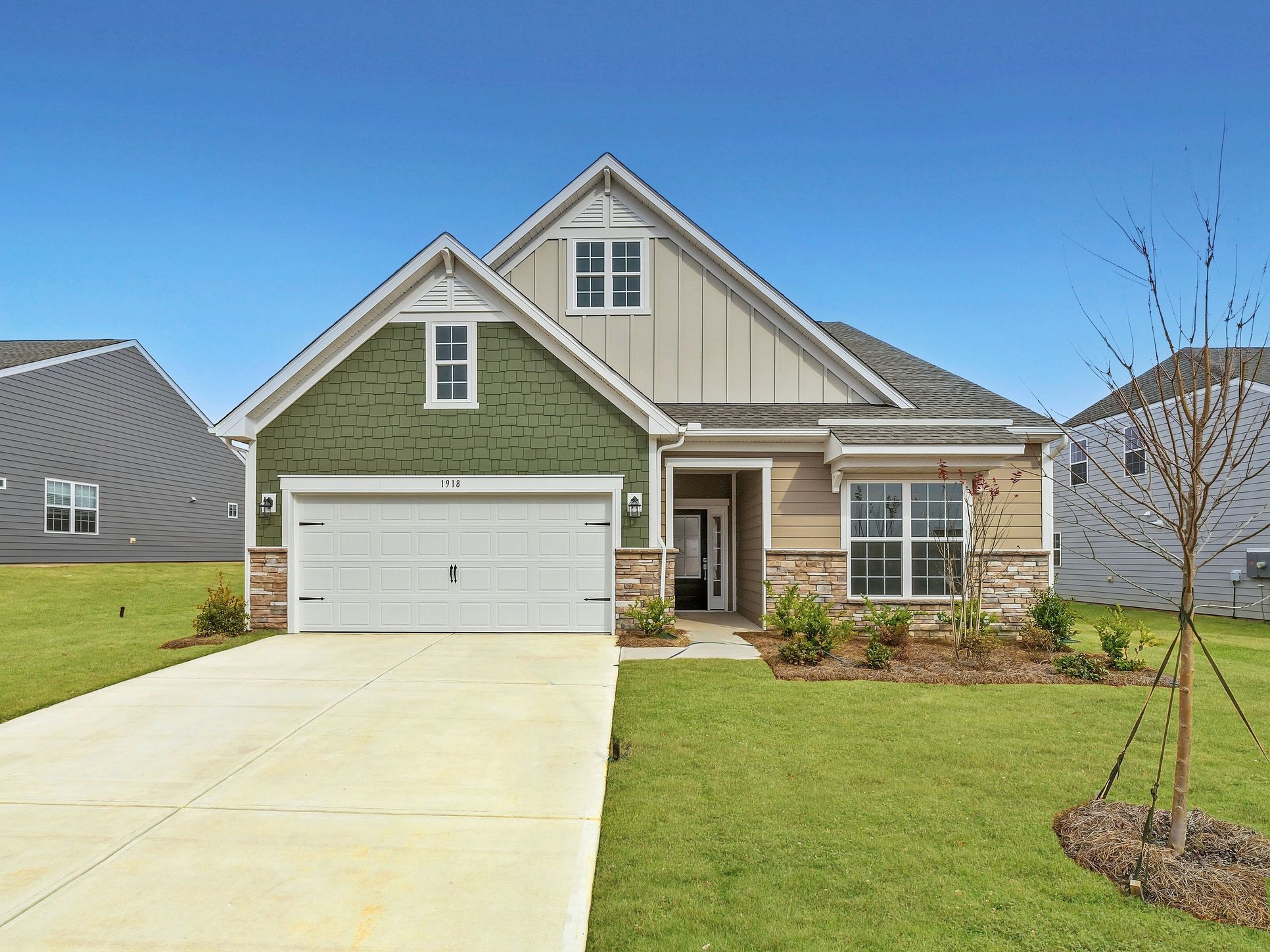 Exterior:Roselyn Dover 1918 Bentwind 01 (1)