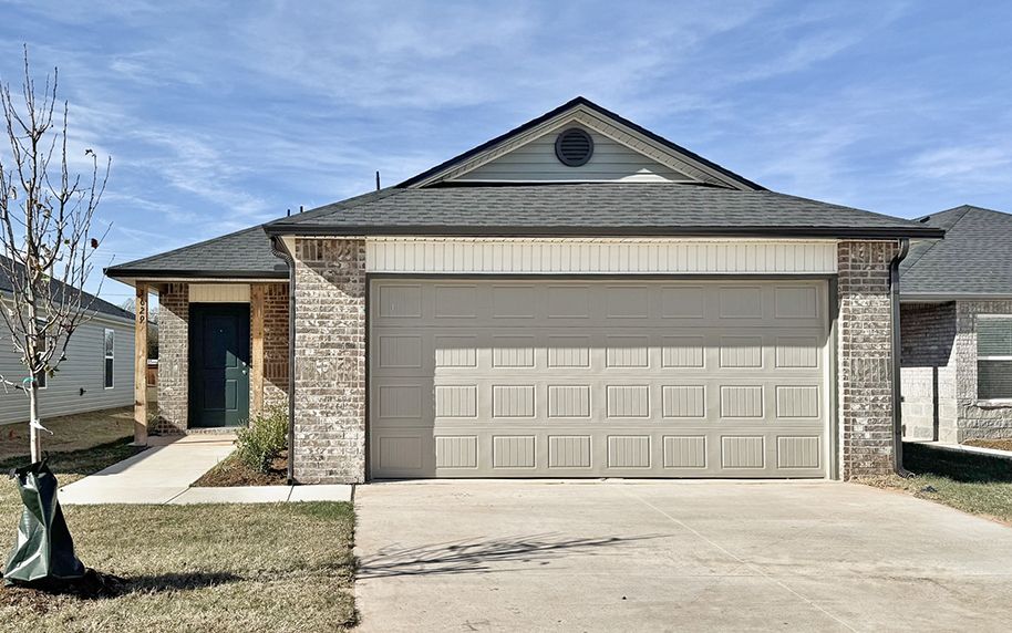 Exterior:RC Somerville at 3629 Blue Avenue, Mustang, OK WEB 0410