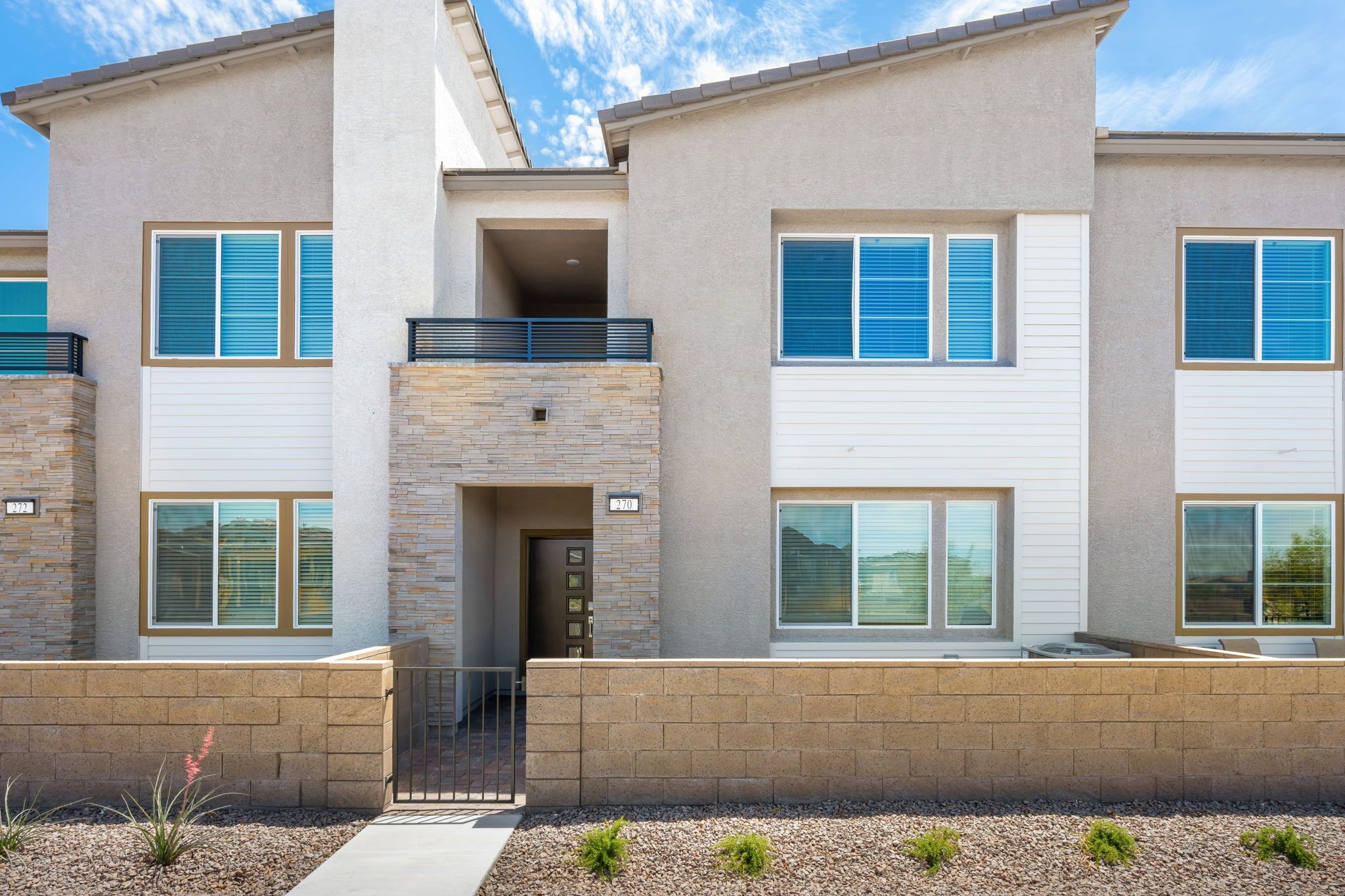 Exterior:1 web or mls Lennar   270 Walsh Peak Ave  01