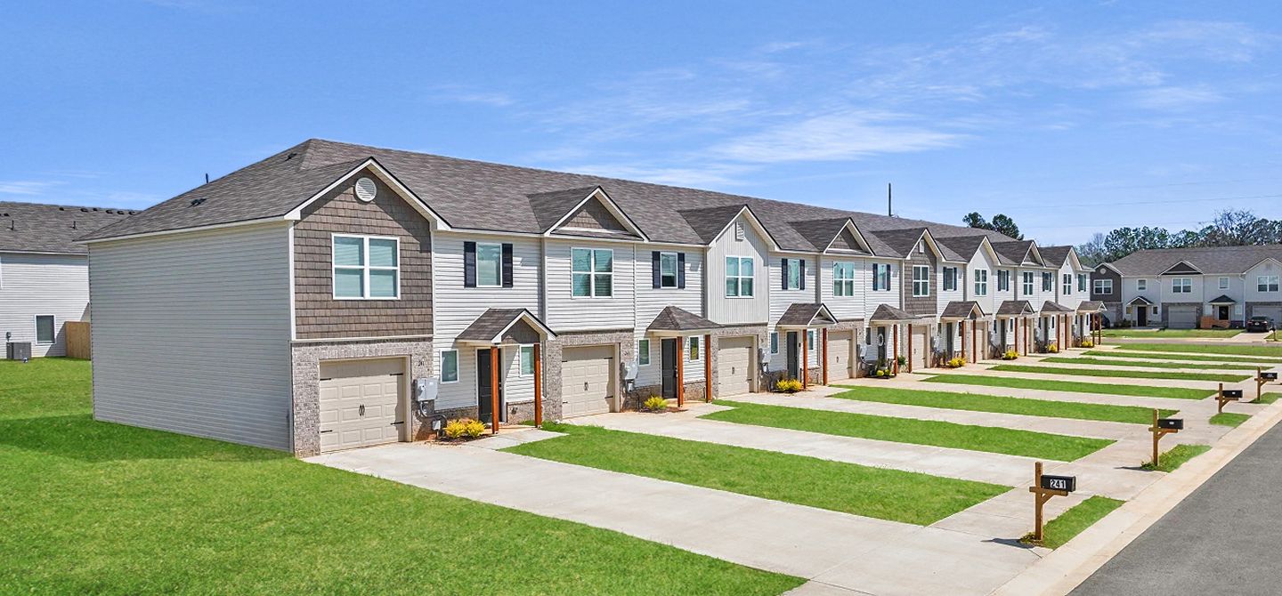 Driftwood Streetscape 120525