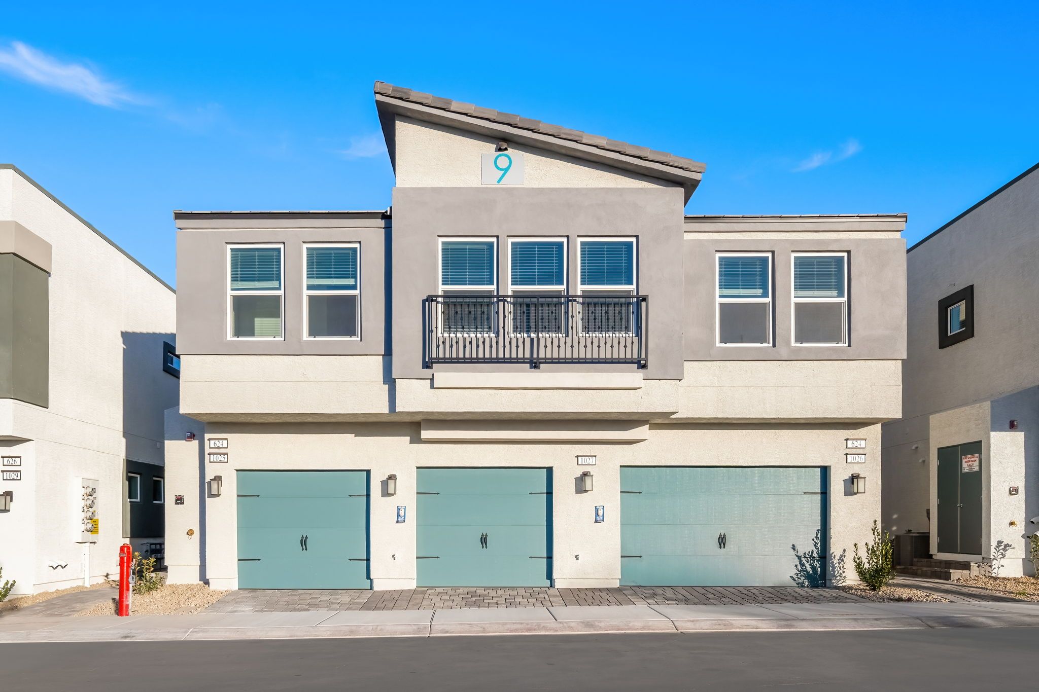 Exterior:1 web or mls Lennar   624 Fuzzy Lumpkins St  01