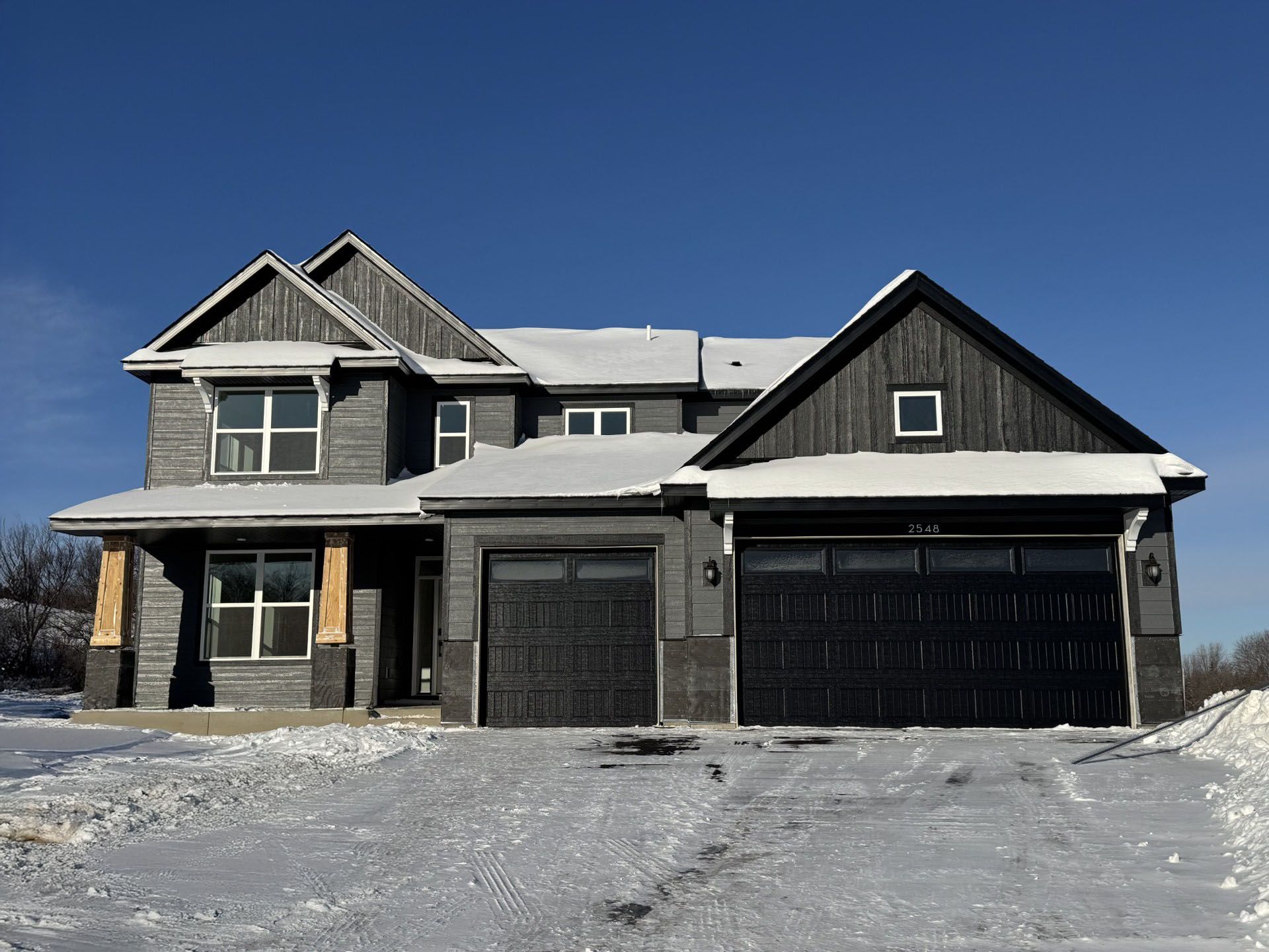 Exterior:thumbnail IMG 9813 copy