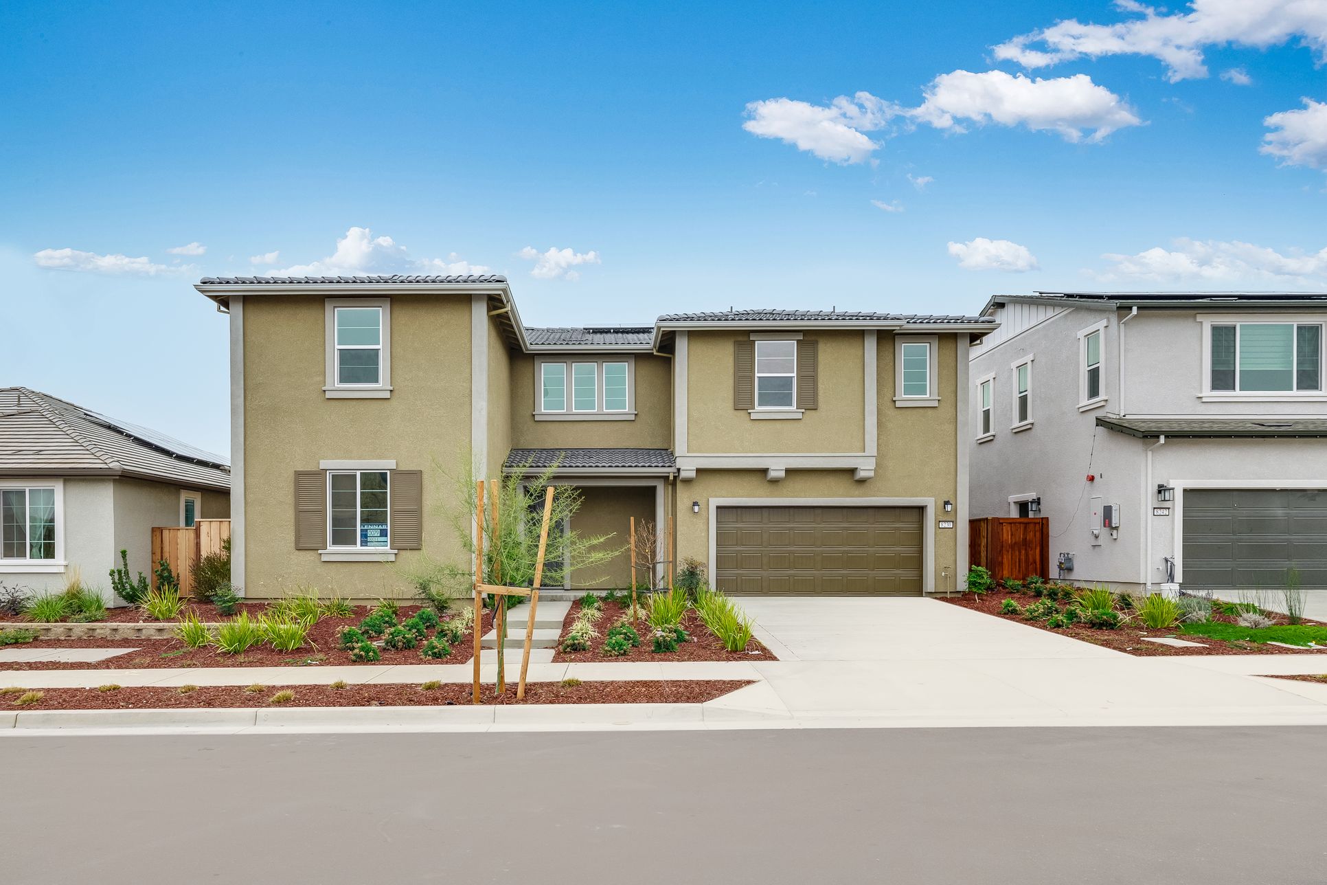 Exterior:Ridgerton Residence3 1