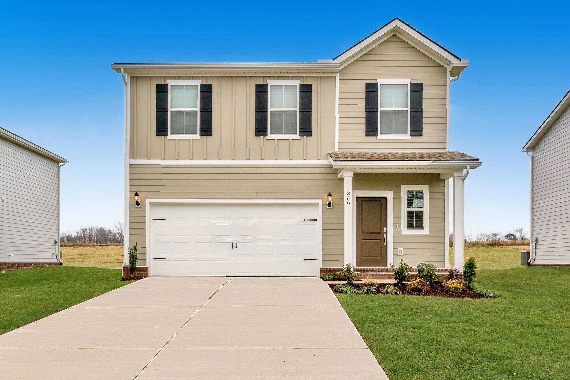 Exterior:860 Parkside