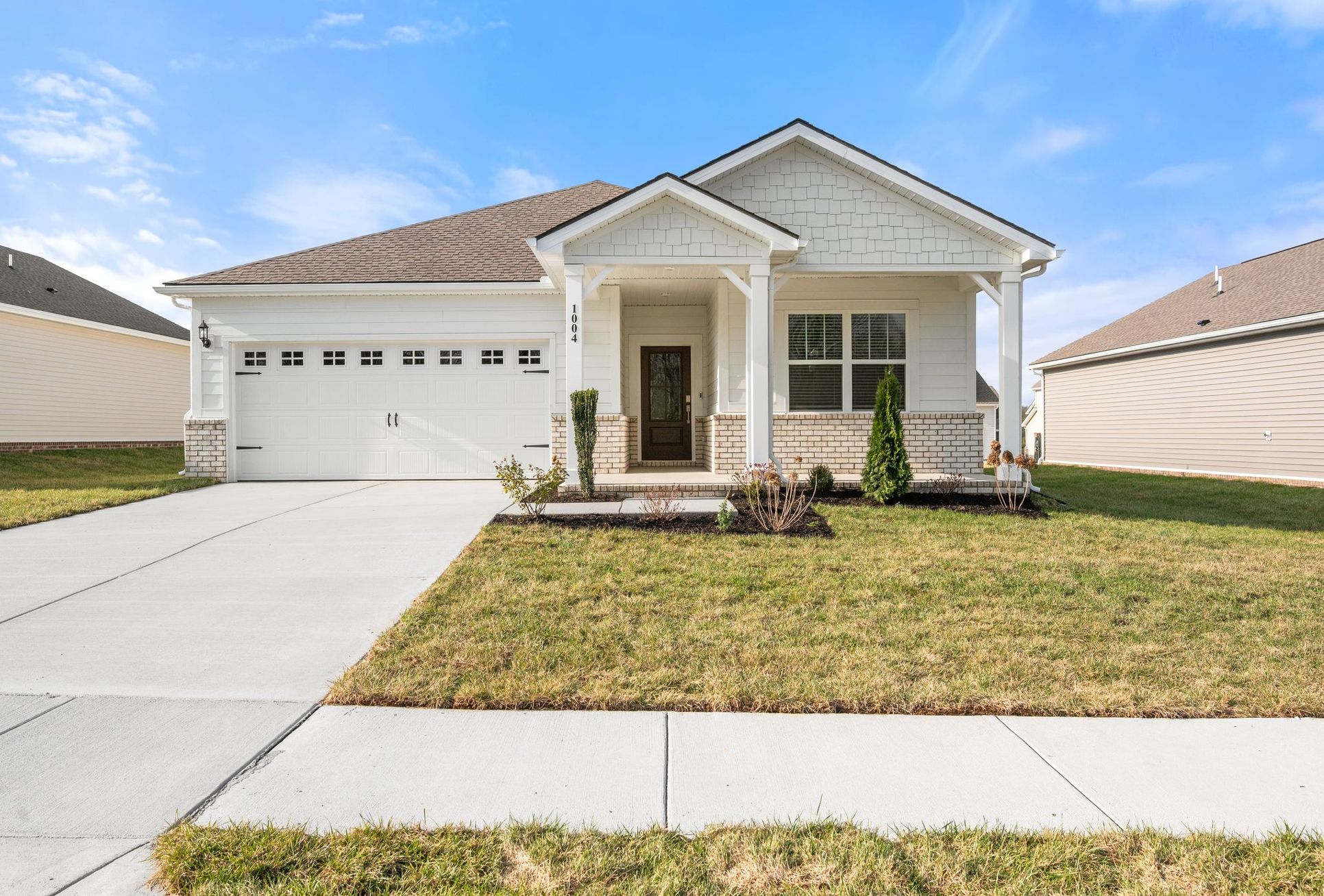 Exterior:ad2512103 1002