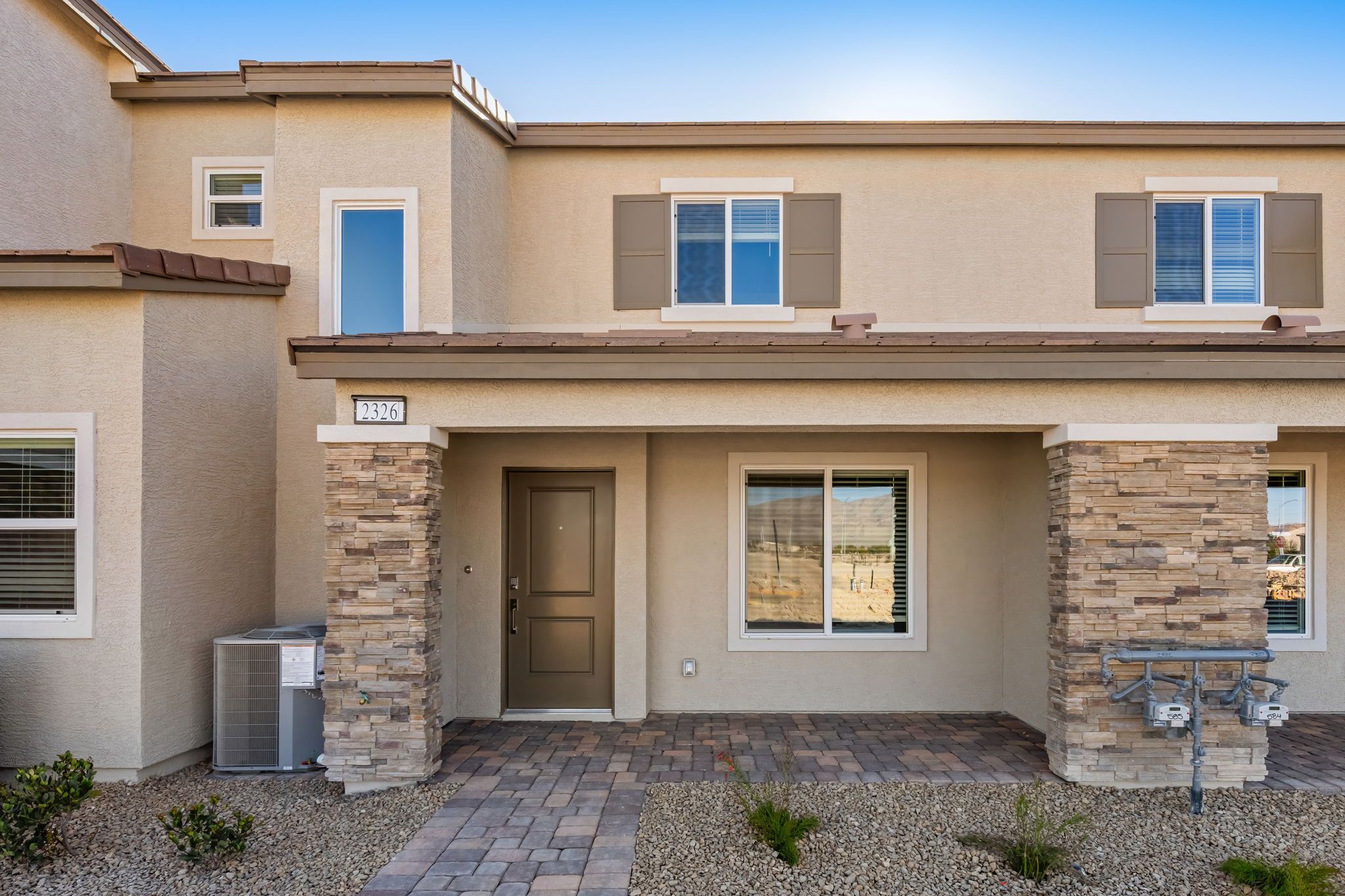 Exterior:2 web or mls Lennar  2326 Tate Ave 02