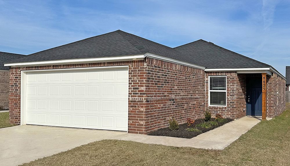 Exterior:Rc Cooper at 8825 Preston Wood Dr, Fort Smith, AR No Tree WEB