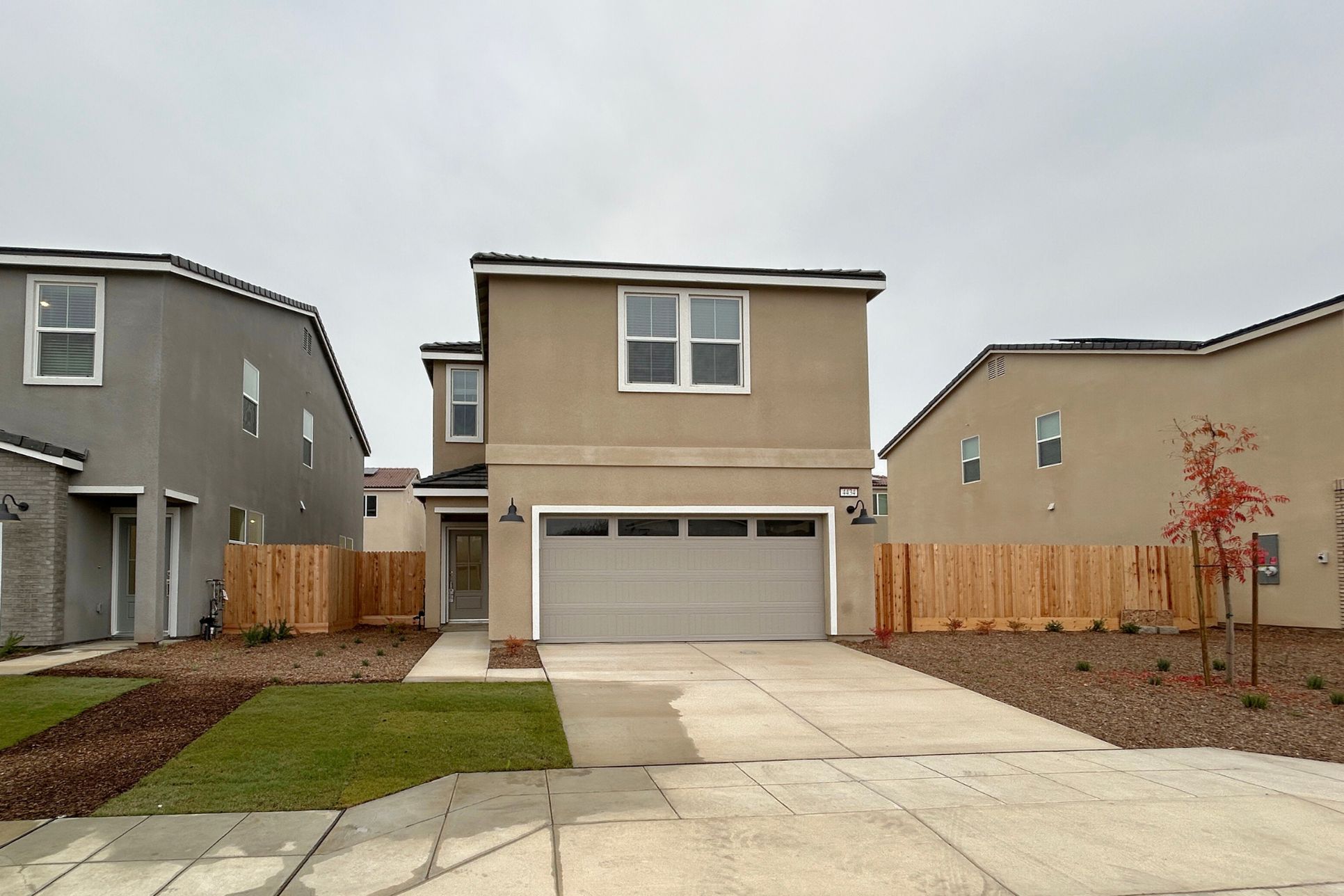 Exterior:Lyra Exterior HS 78