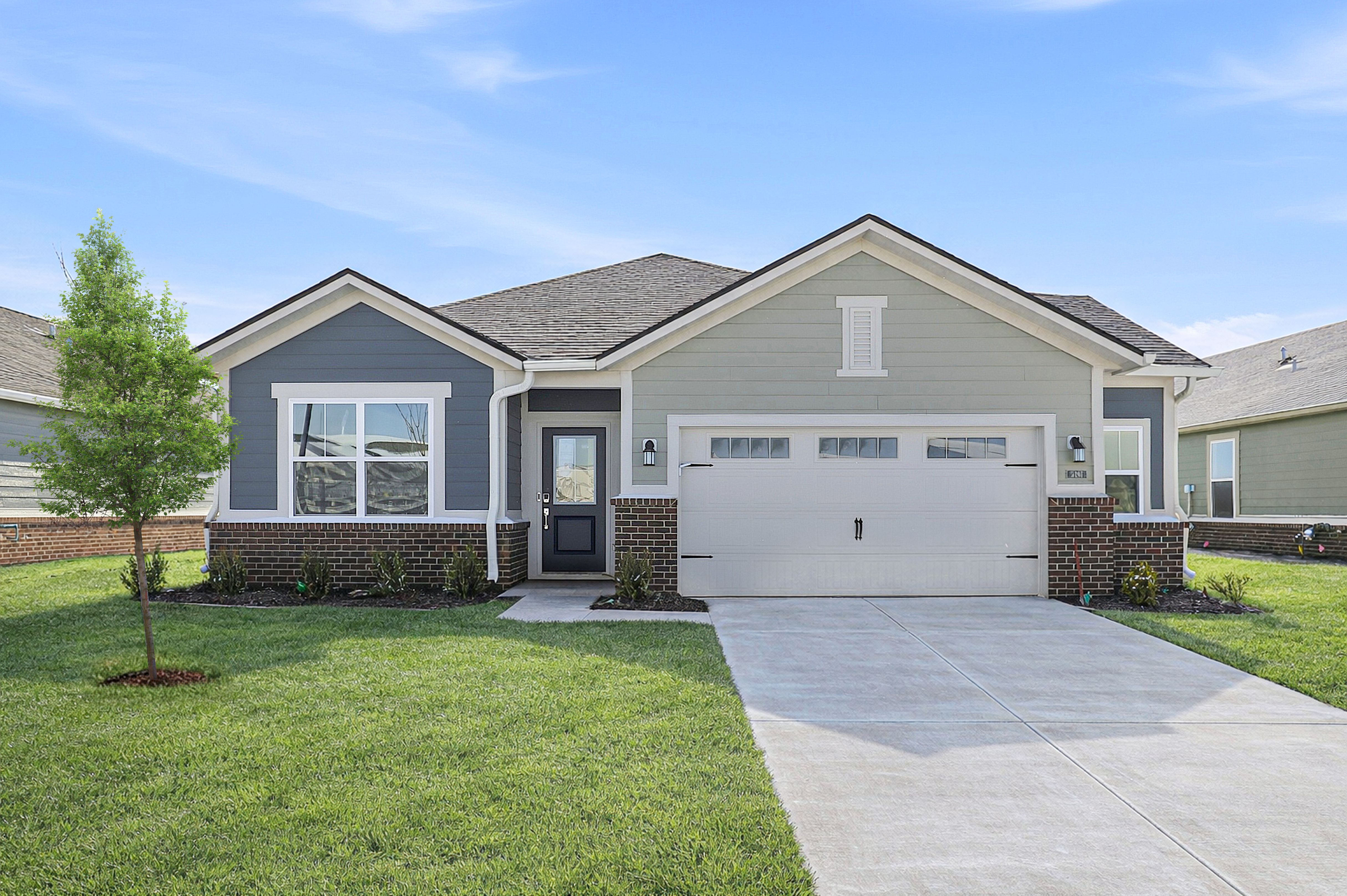 Exterior:Alexander Ridge 073 Exterior