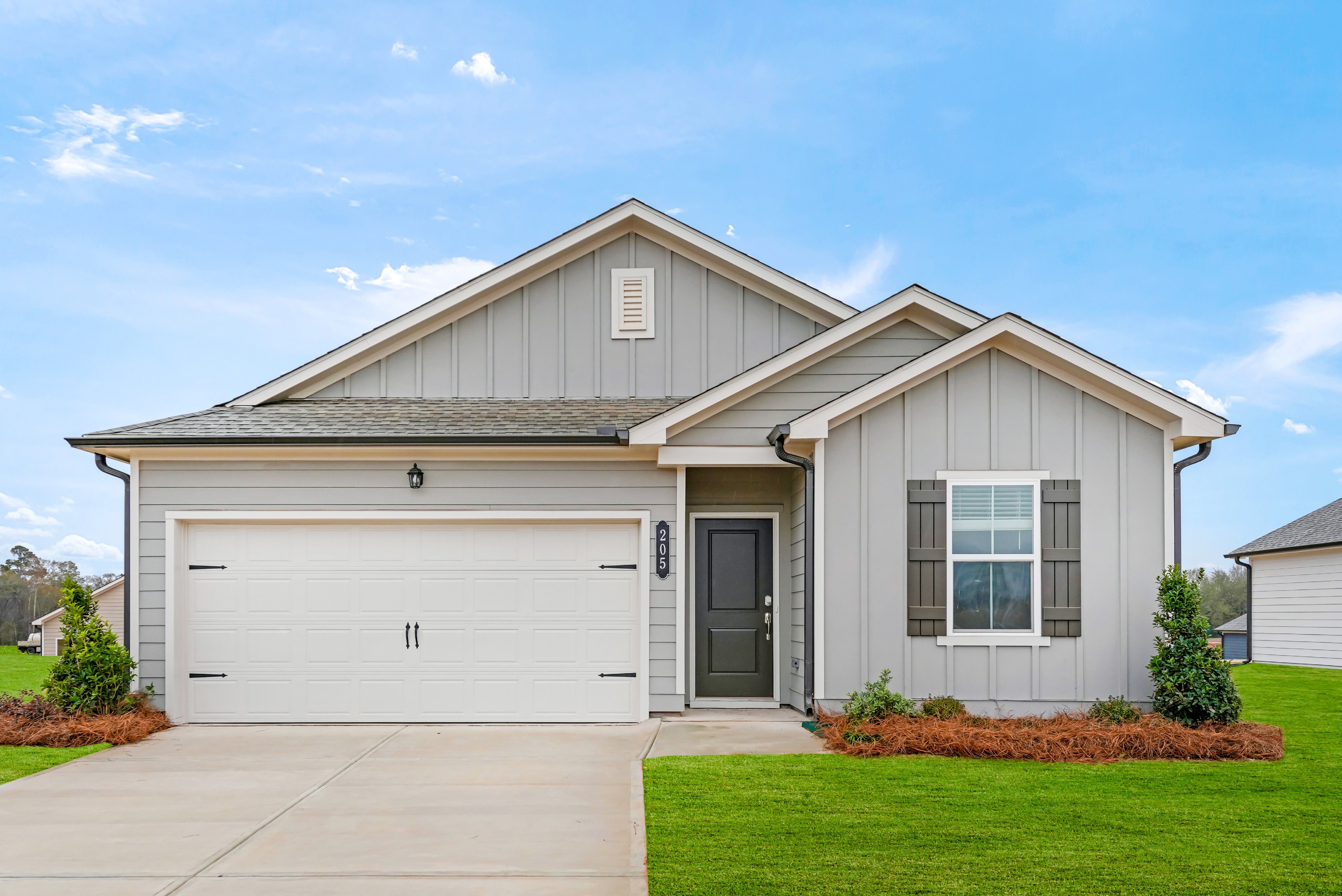 Exterior:Emerald Oaks Pearce 1