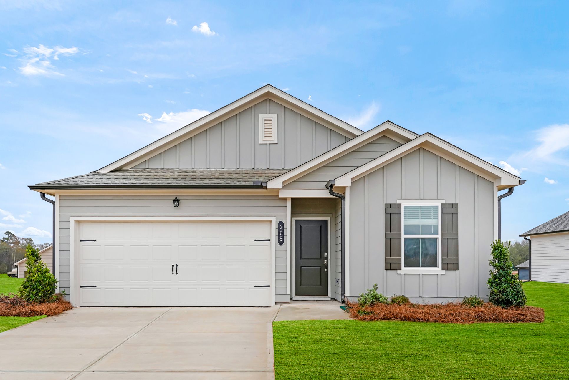 Exterior:Emerald Oaks Pearce 1