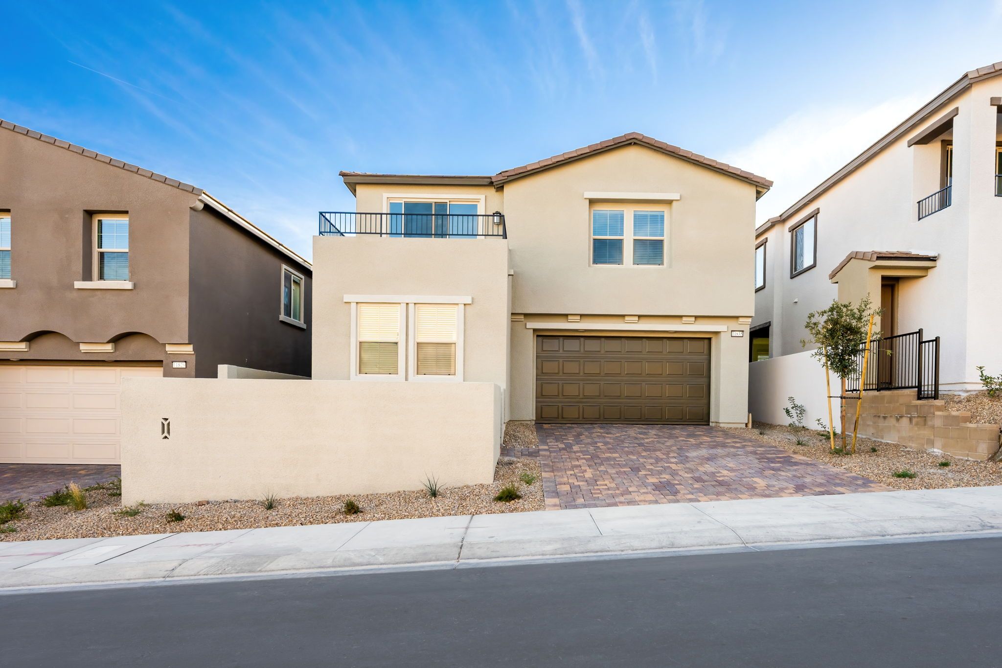 Exterior:1 web or mls Lennar  11835 Songbird Hill Ave 01