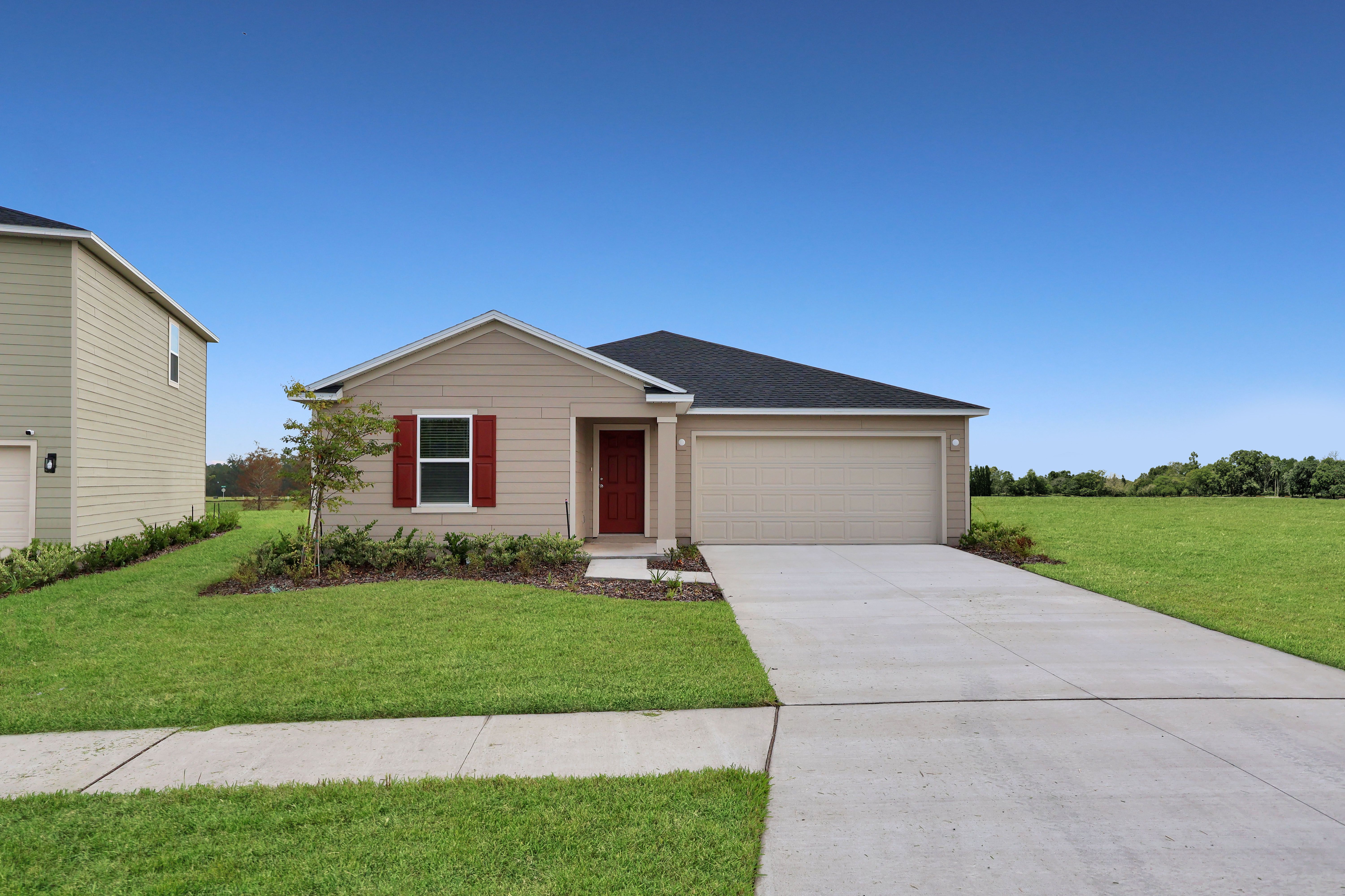 Exterior:Holstein Crossing Bloom E Exterior 1of5