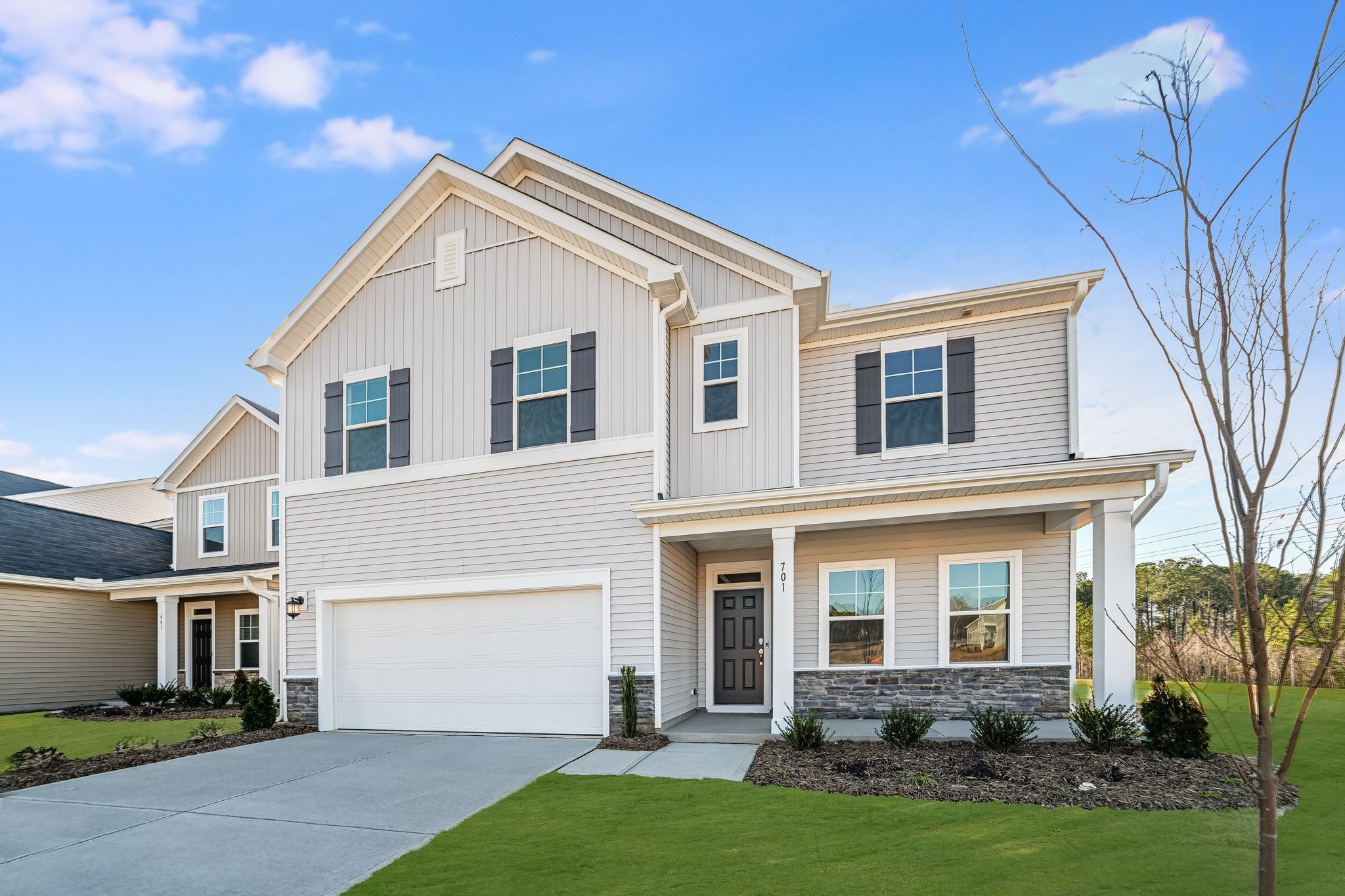 Exterior:Sherri Downs Leighton 69