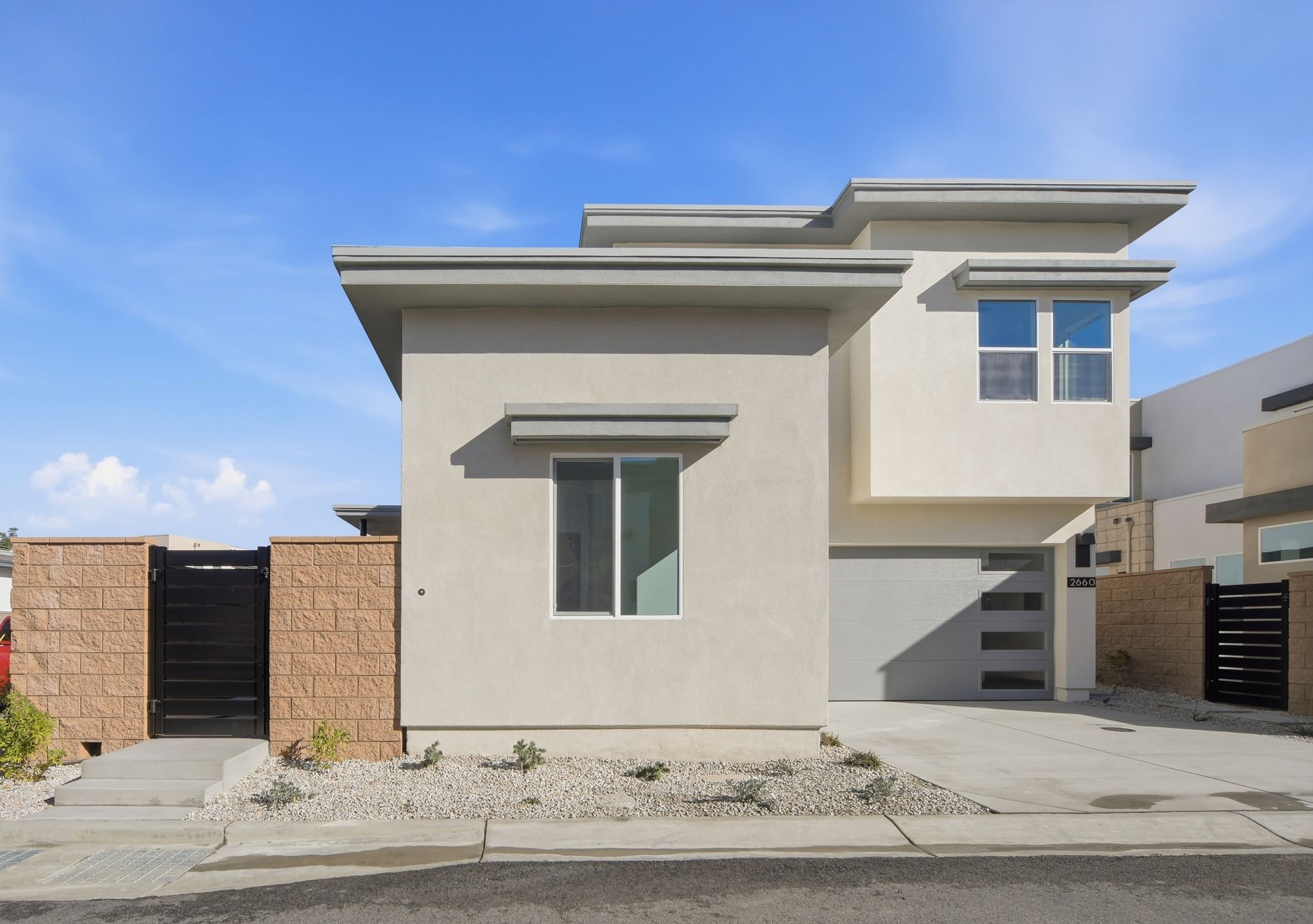 Exterior:Canyon View 1 B 7