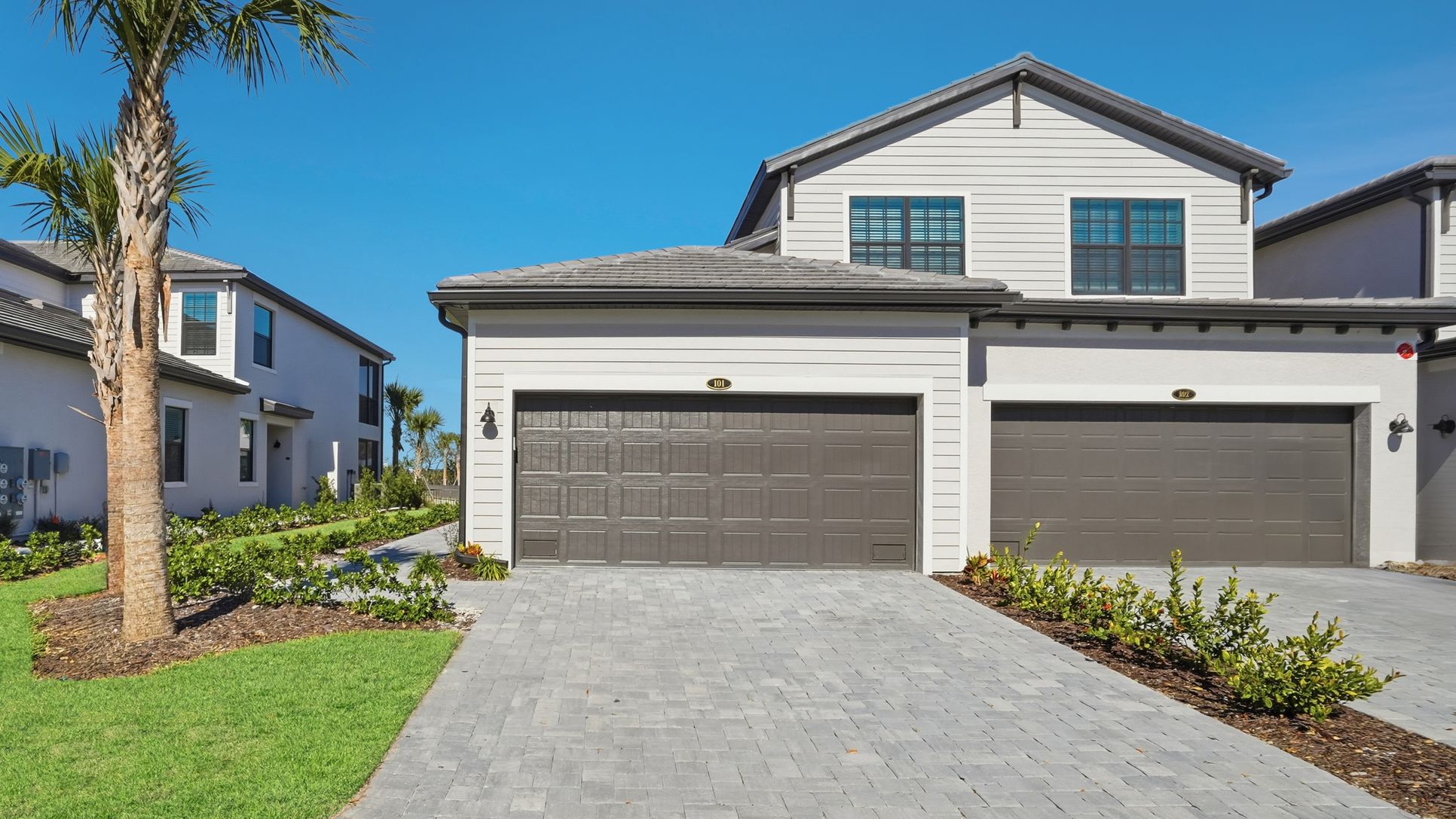 Exterior:01 5628 Summit Point Cir 101 Bradenton FL 34210 Exterior DS C03832