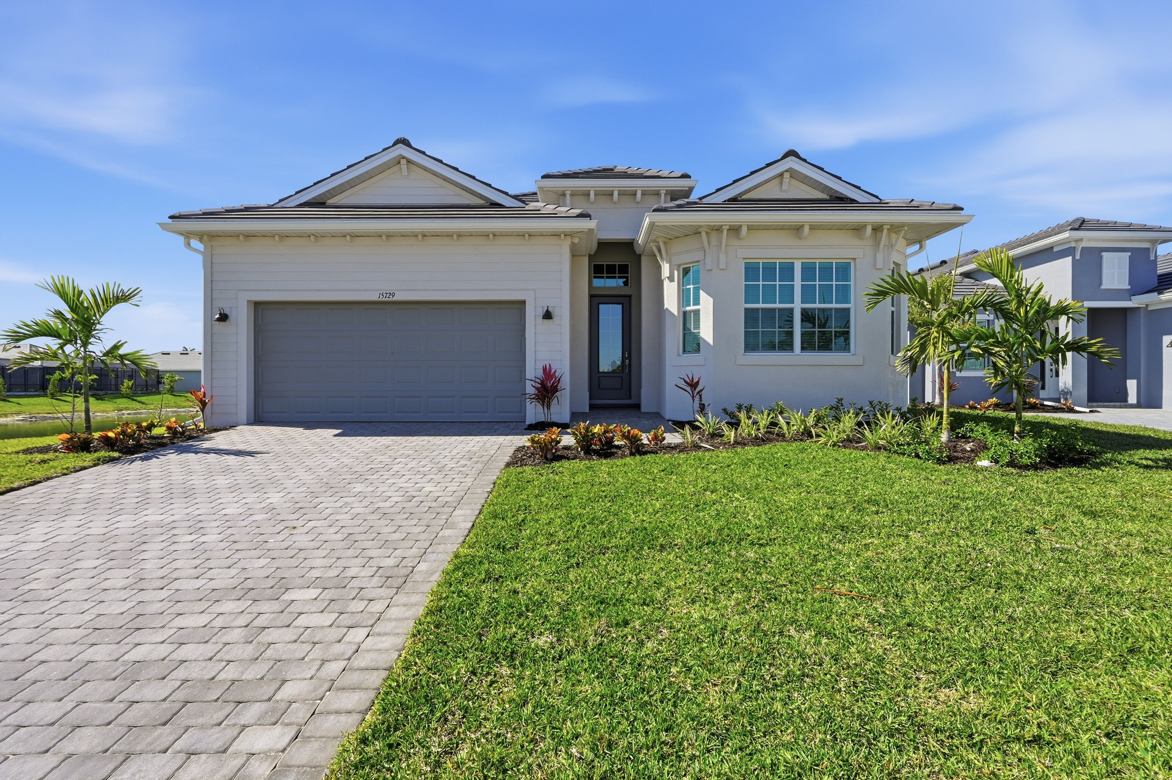 Exterior:02 15729 Raveneli Court Ft Myers FL Exterior Z62 4954