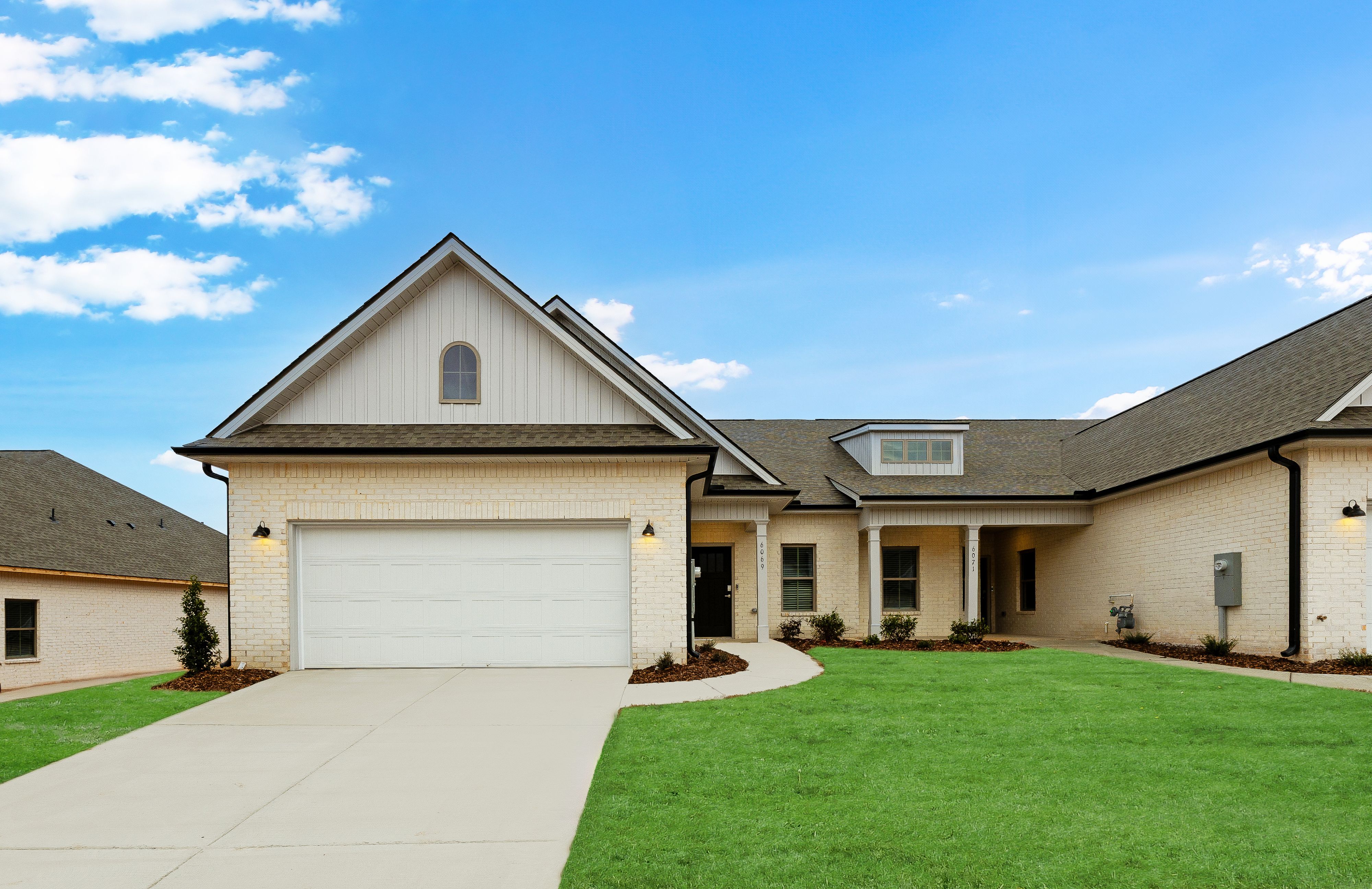 Exterior:Natures Walk Fline Res1837 47 1 (1)