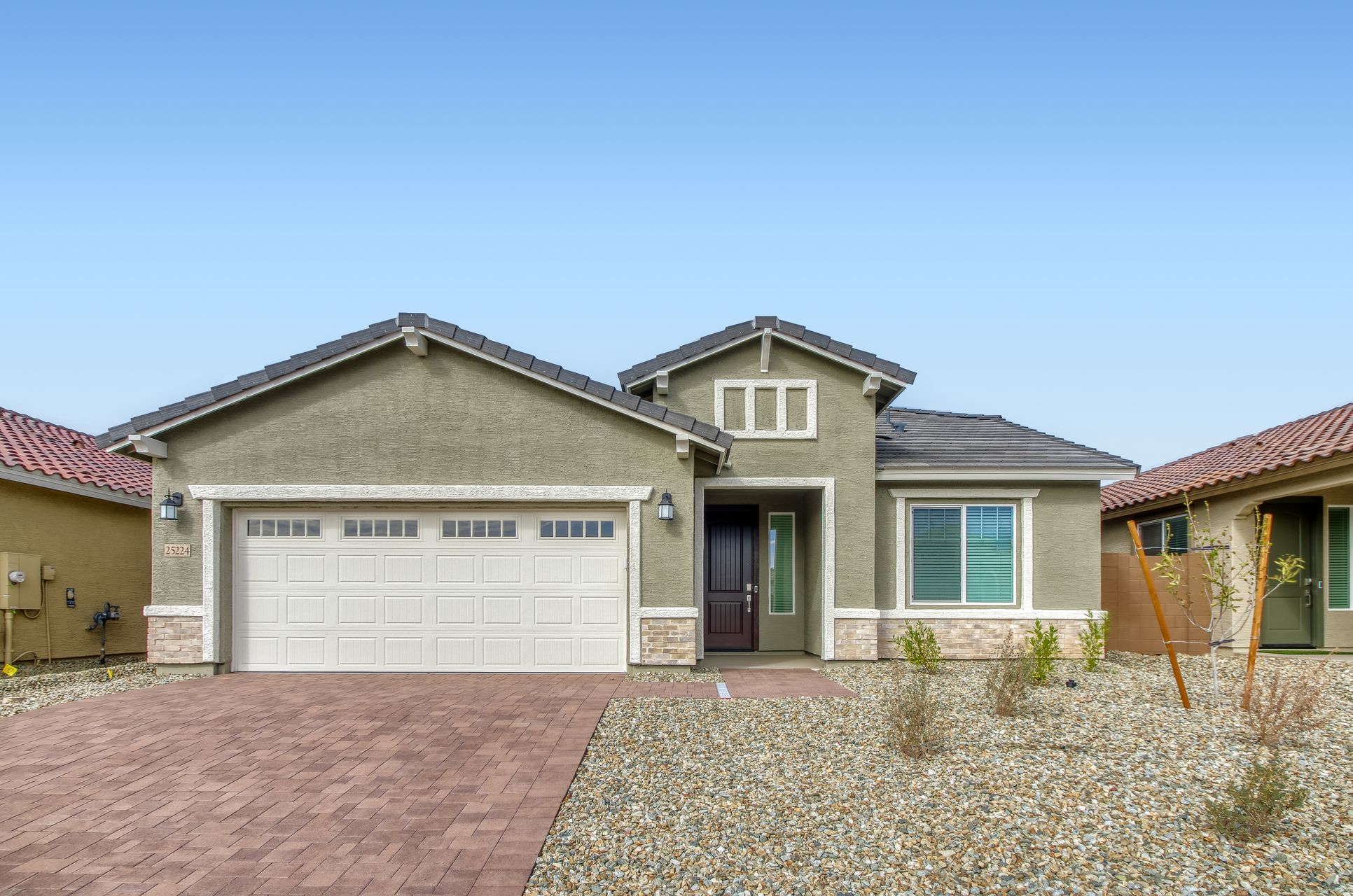 Exterior:25224 N 174th Dr Print Quality 001 01 Exterior Front