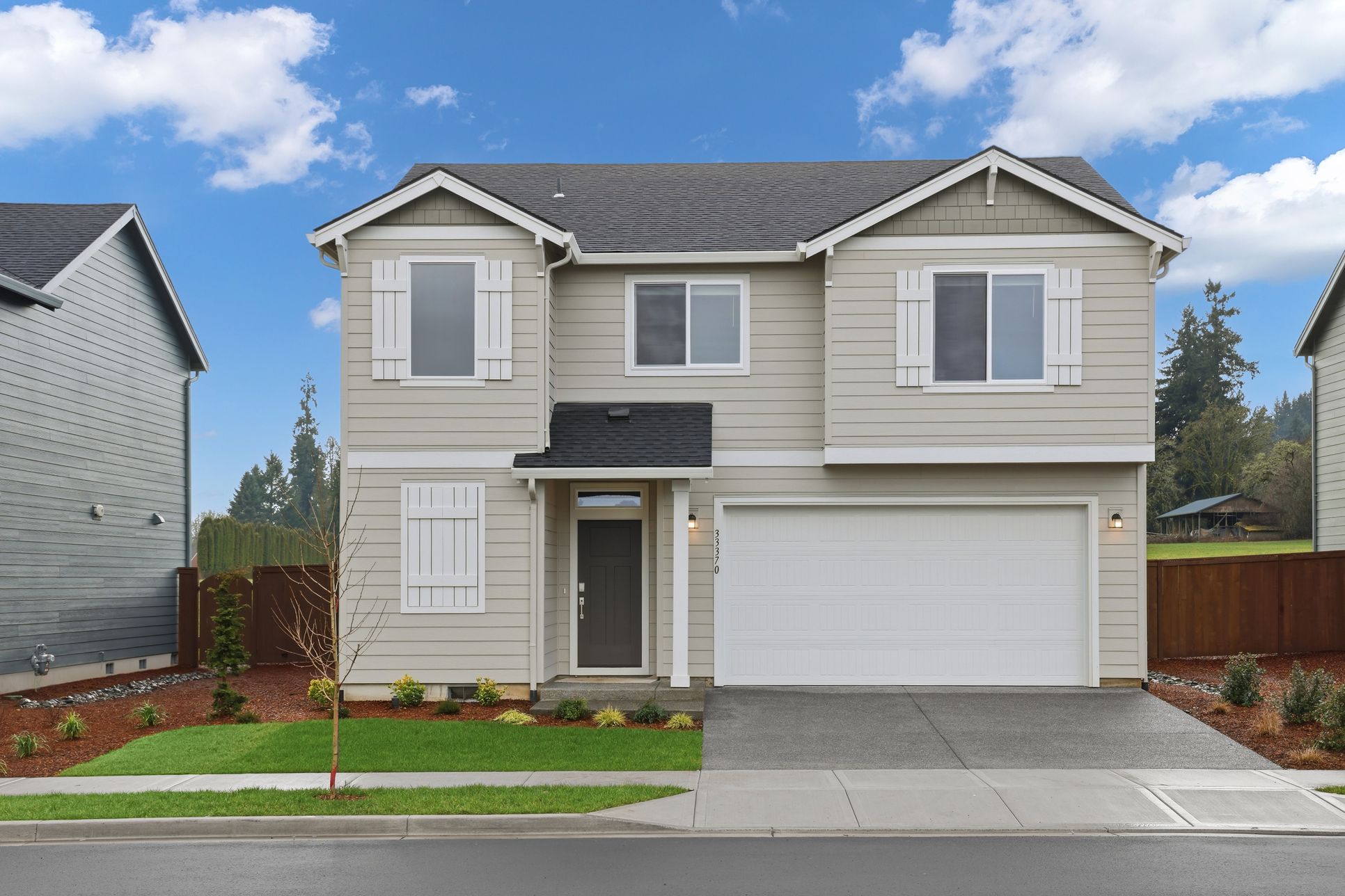 Exterior:Dutch Canyon 2213 2