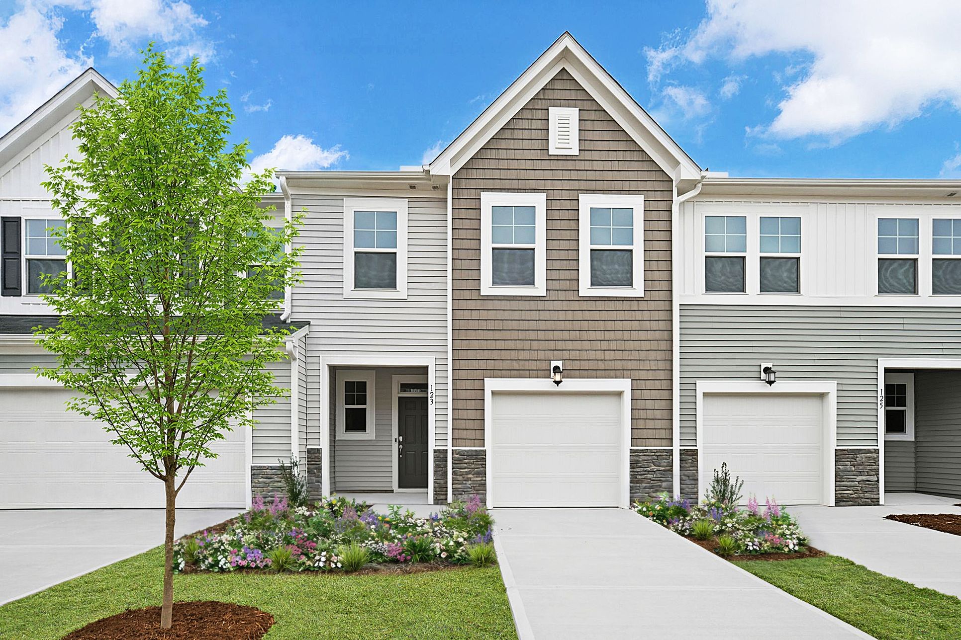 Exterior:Parker Ridge Carson II QMI 28 Front 1of2