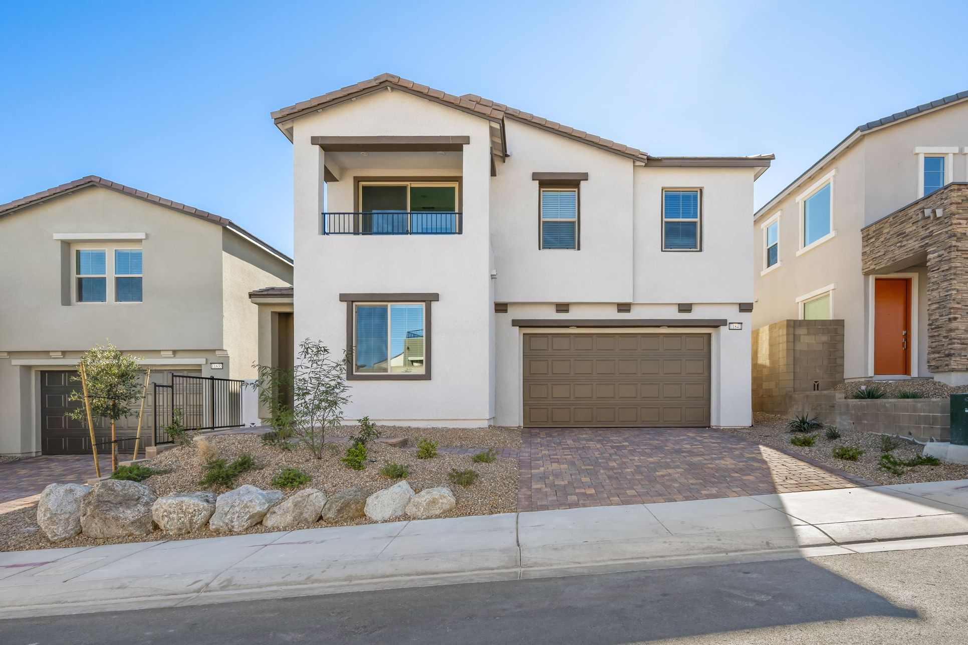 Exterior:1 web or mls Lennar 11841 Songbird Hill Ave 01