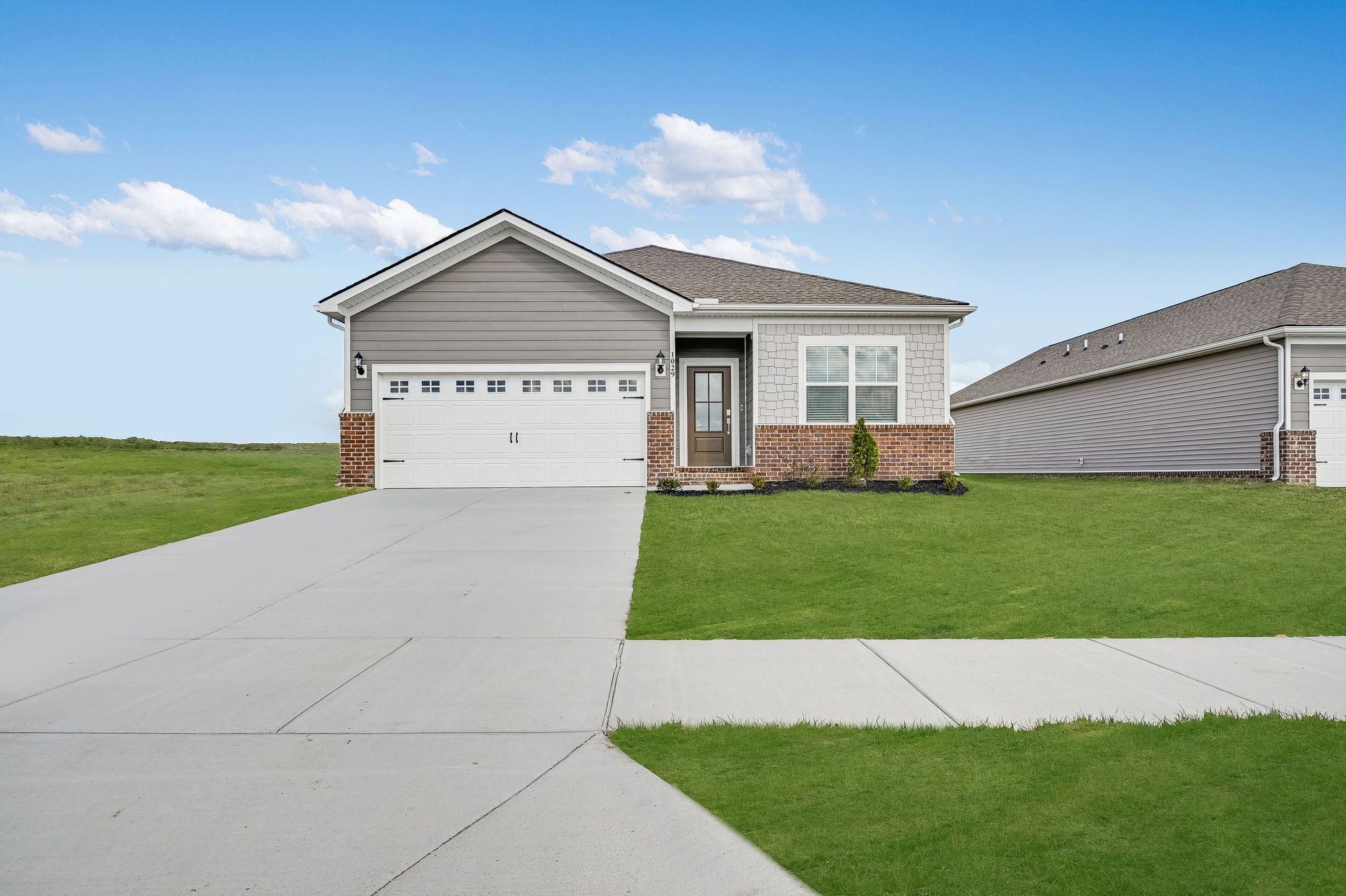 Exterior:Spring Valley Estates Alan33 4