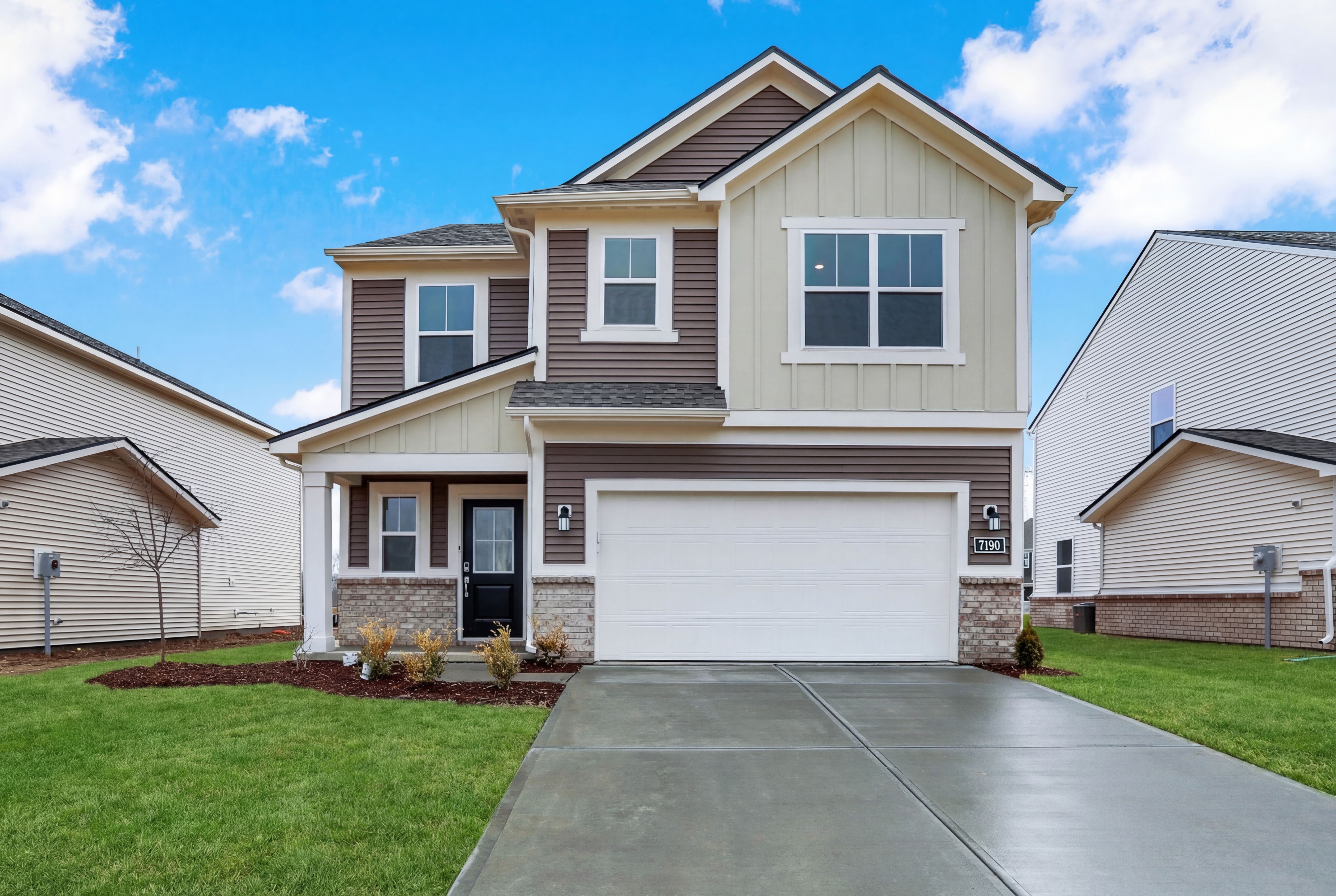 Exterior:The Ridge at Fall Creek 027 Exterior