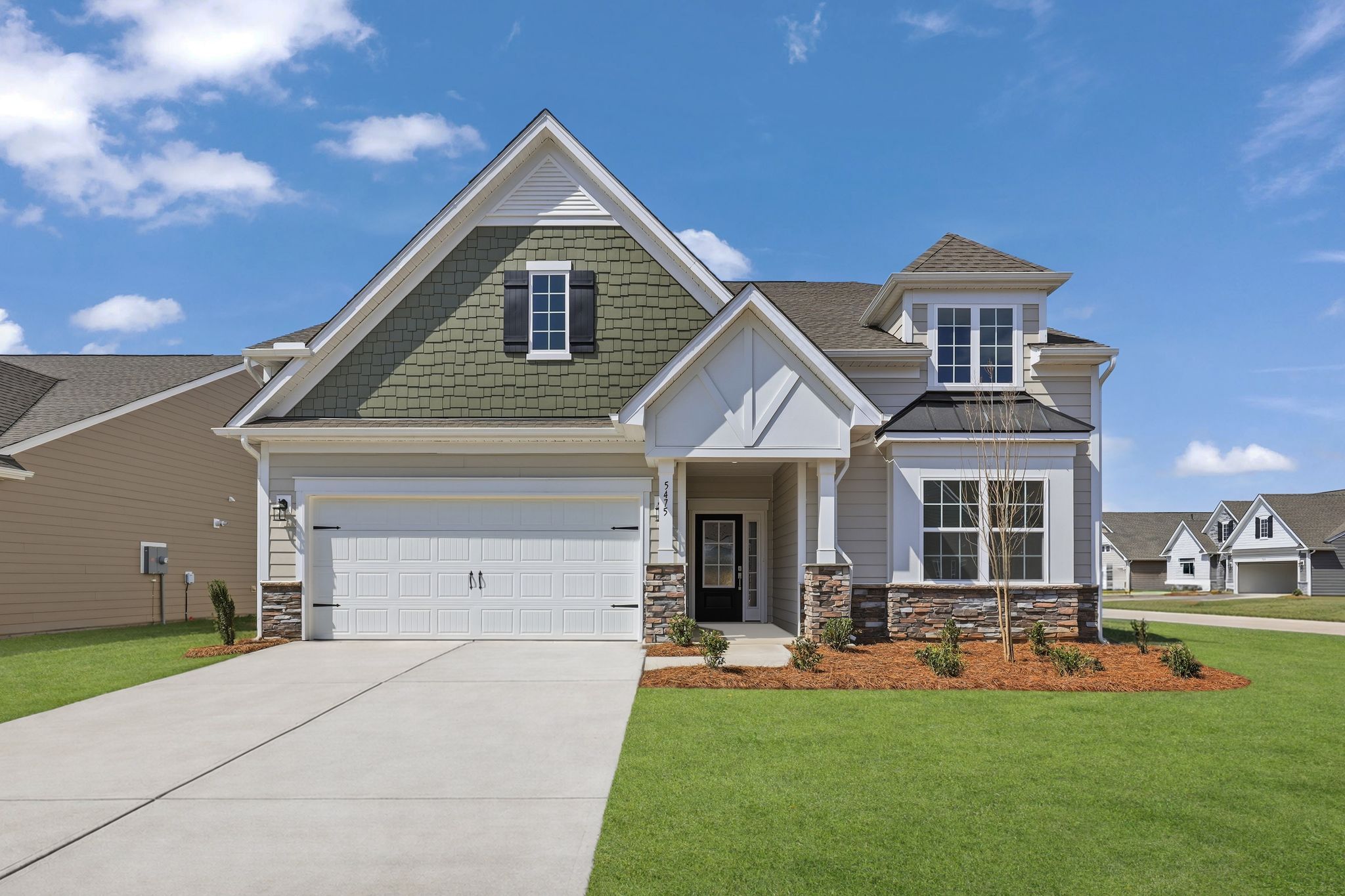 Exterior:Roselyn Meadows Dover II 1