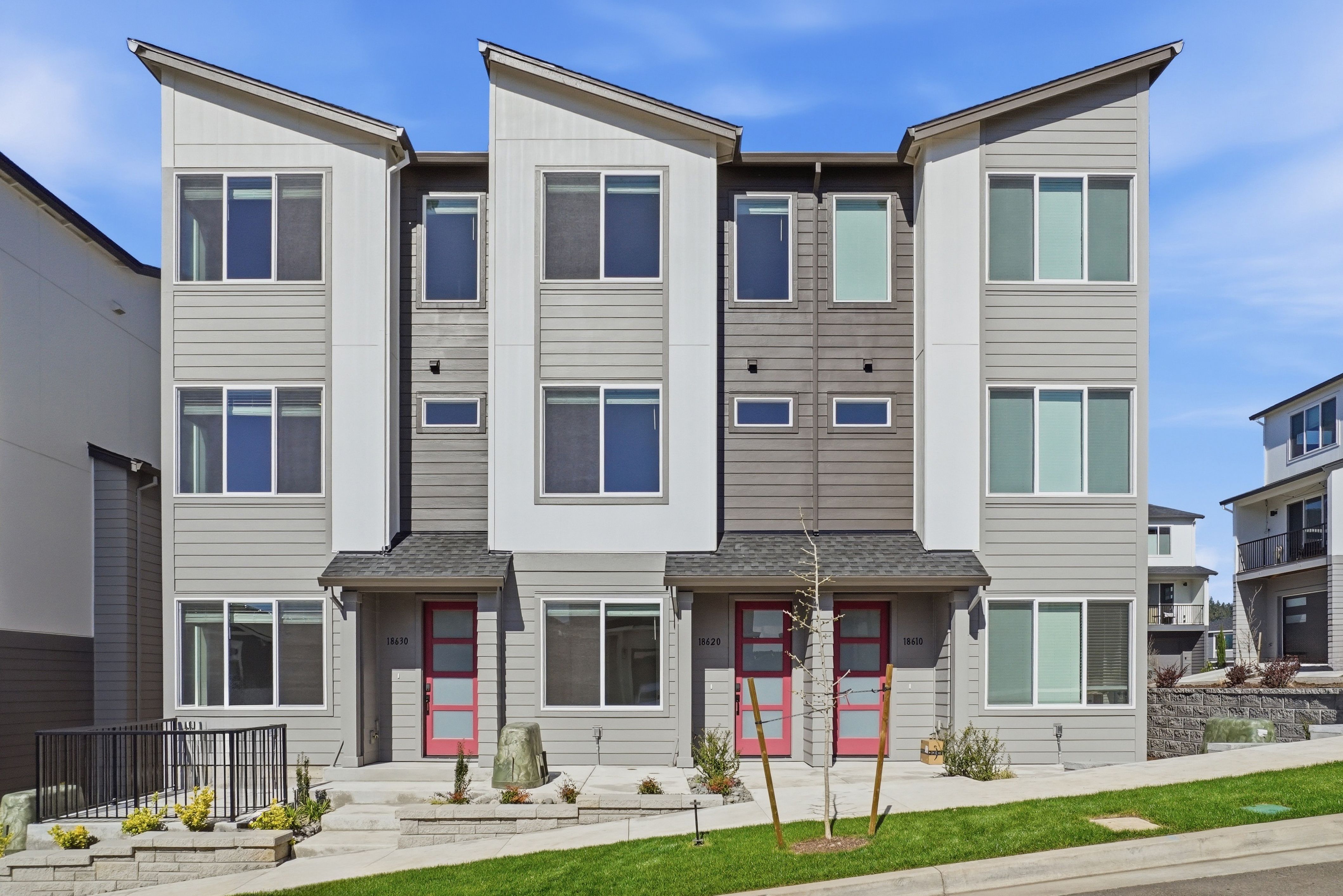 Exterior:Scholls Heights Bailey 1