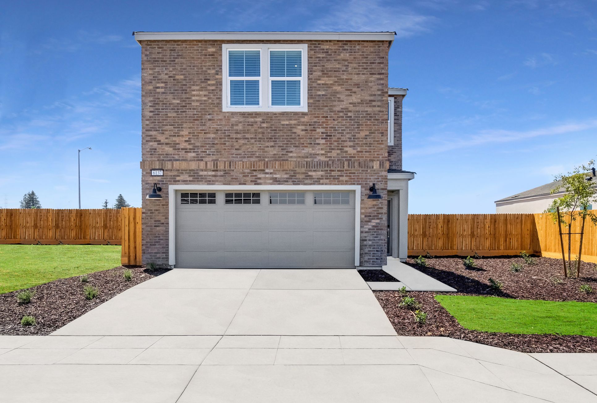 Fanucchi Ranch Lyra Exterior 1of7