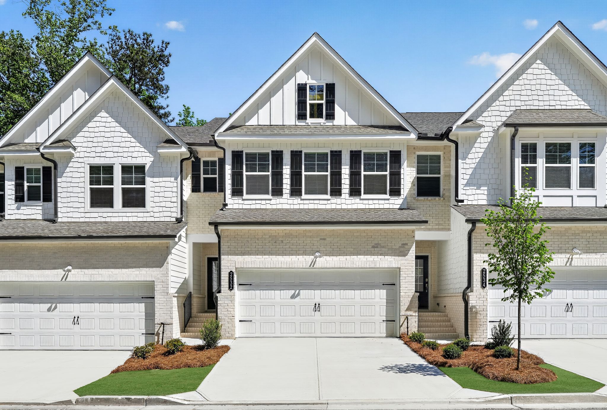 Exterior:Townsat Creekside Hawkins 1
