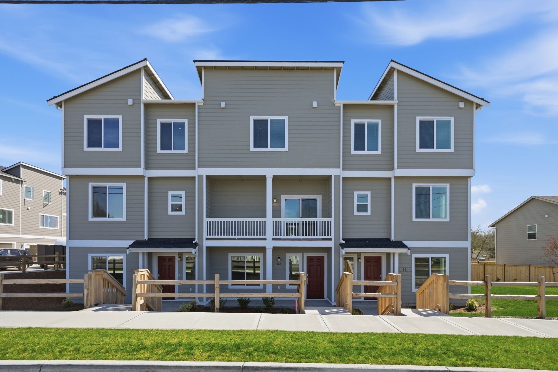 Exterior:Lockwood Lane Yarrow 2
