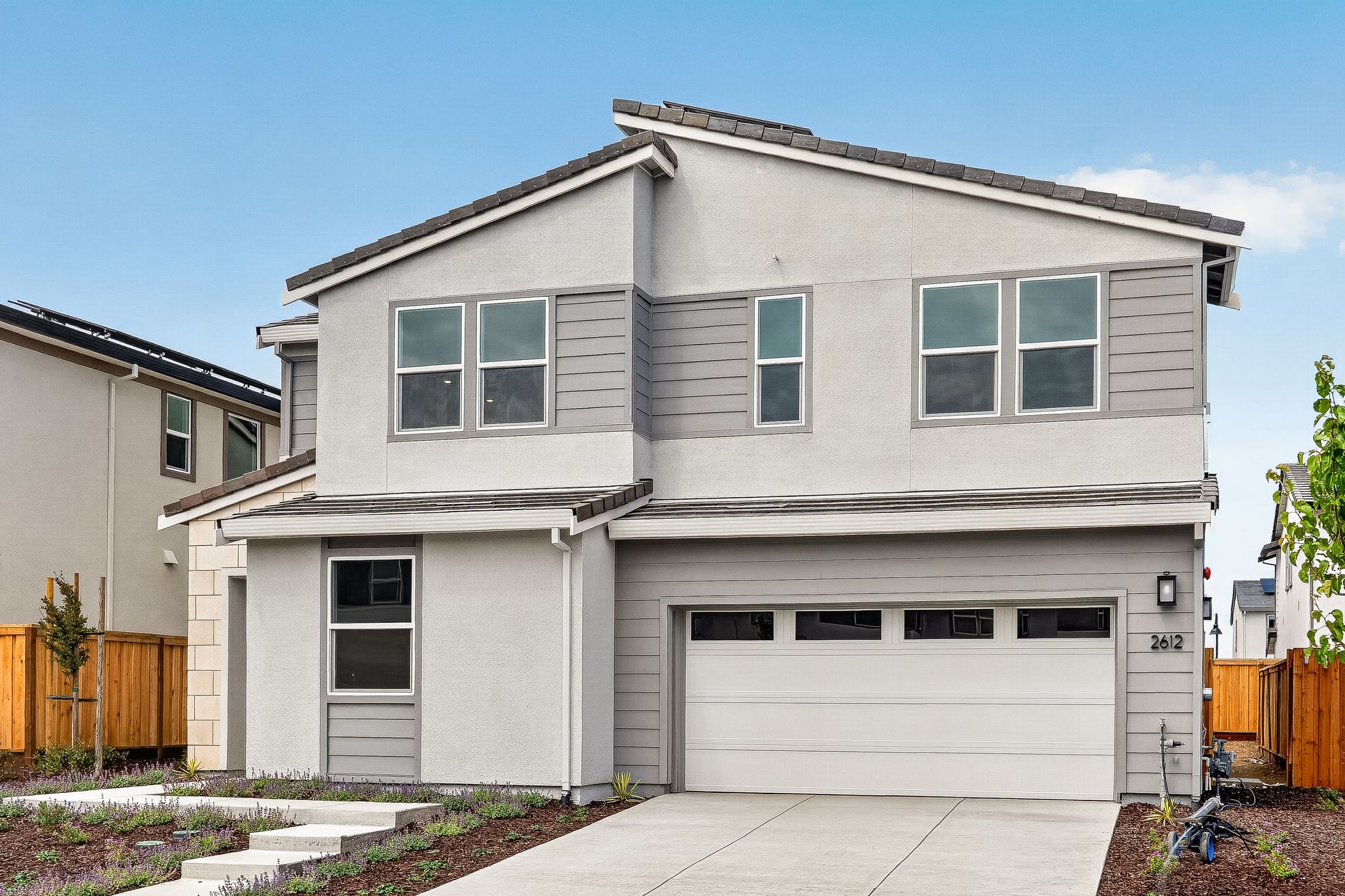 Exterior:Serenity 1 1