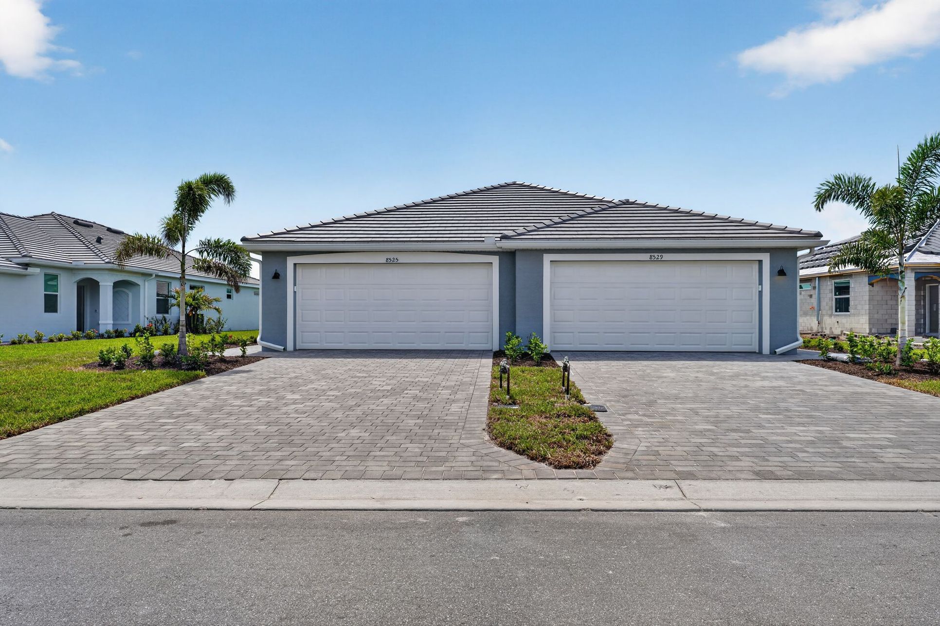 Exterior:02 8529 Shr Lk Dr Englewood FL 34224 Exterior DS C07980