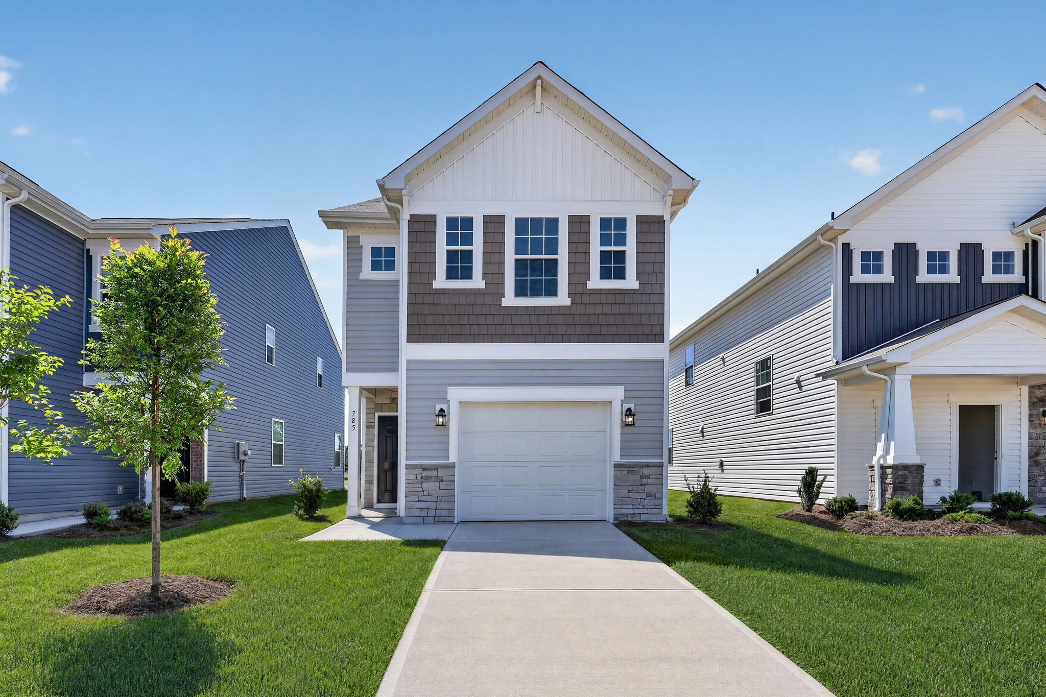 Exterior:Taylor Hill Midlands Lexington 5
