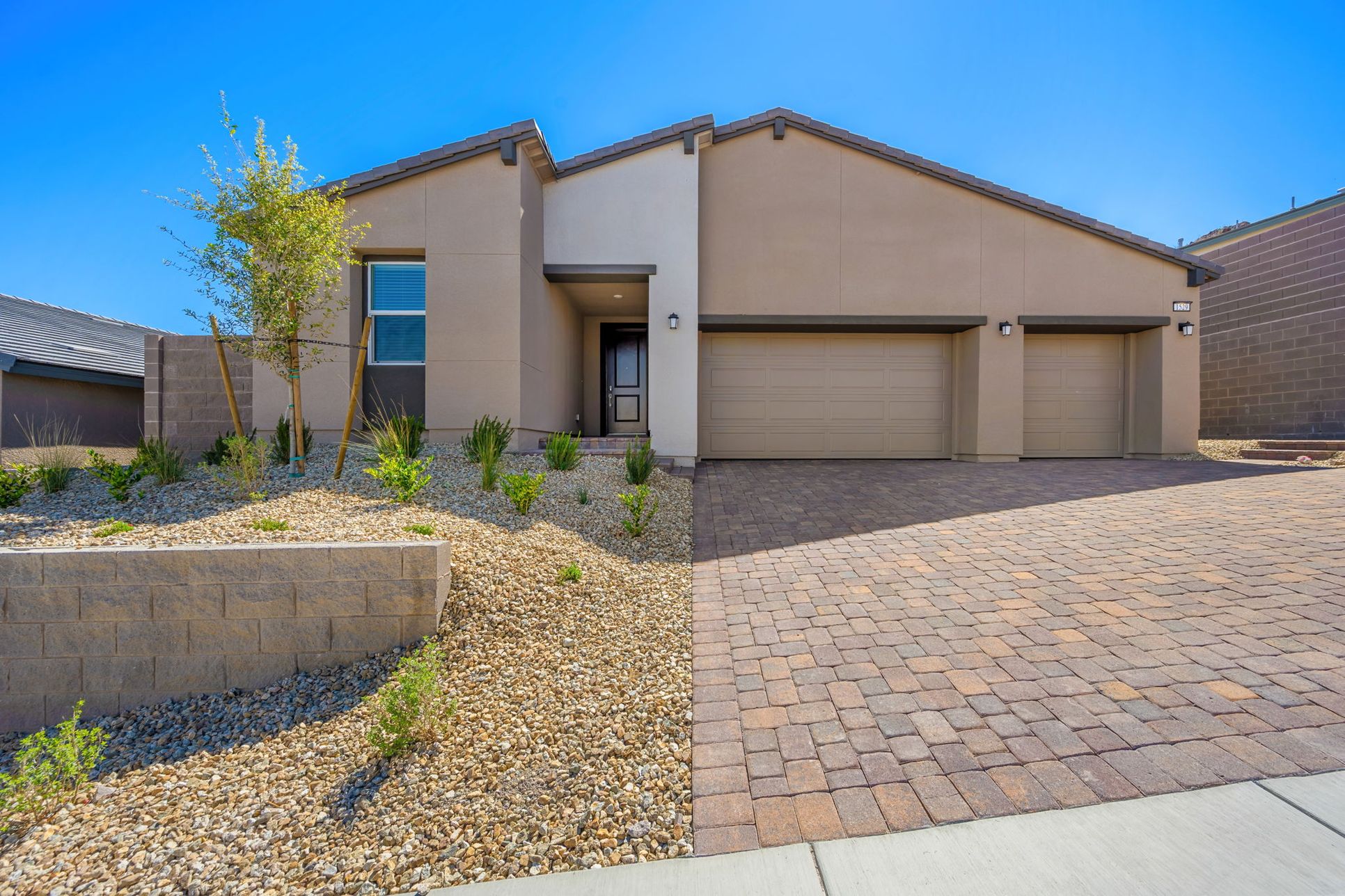 Exterior:1 web or mls Lennar 1529 Luca Mountain Ln 1