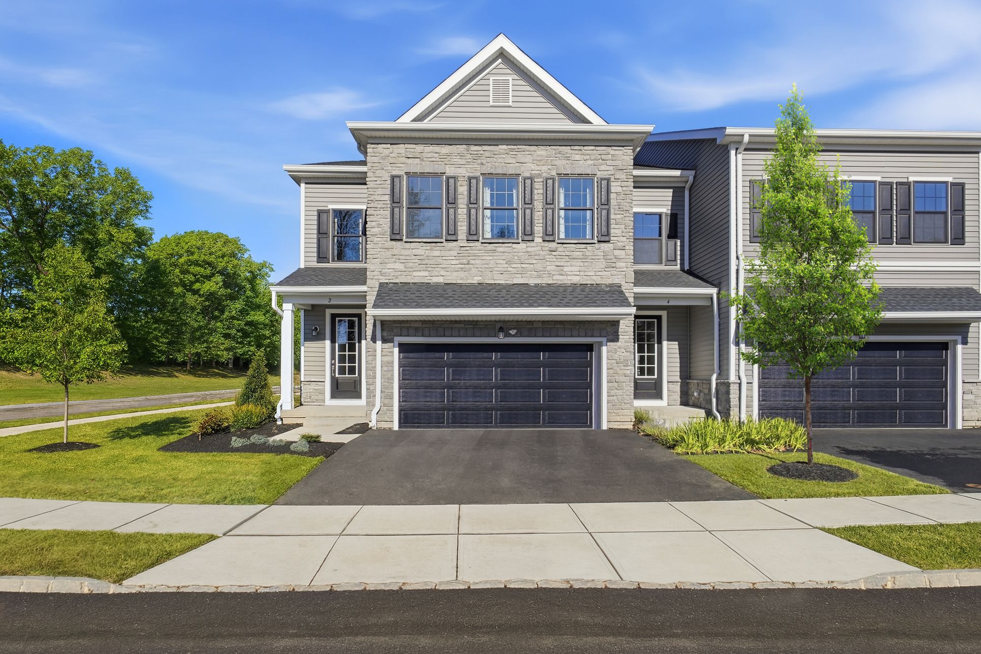 Exterior:Ridings Oakland Shaffer Exterior 3of4 (1)