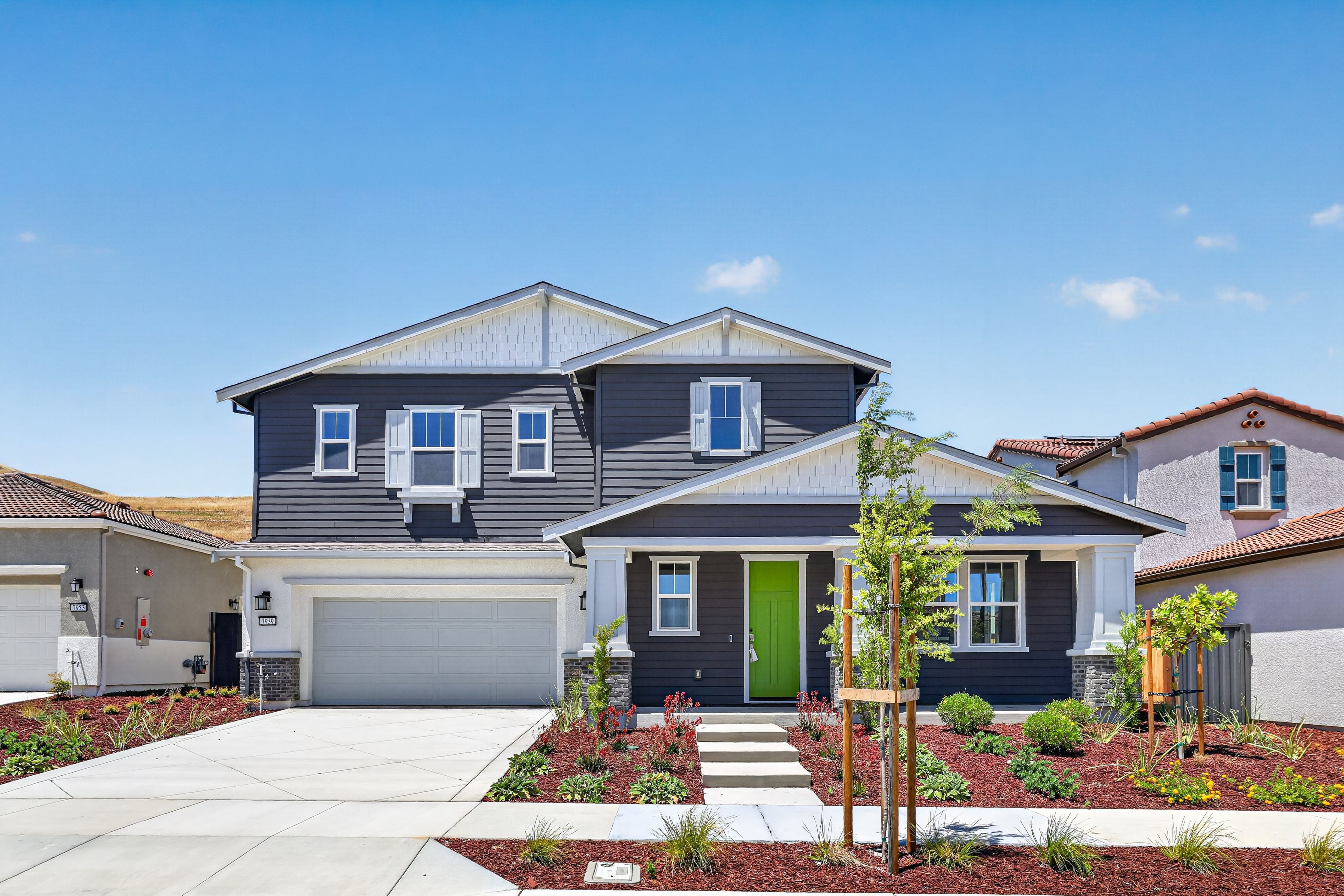 Exterior:Rockingham 2 1