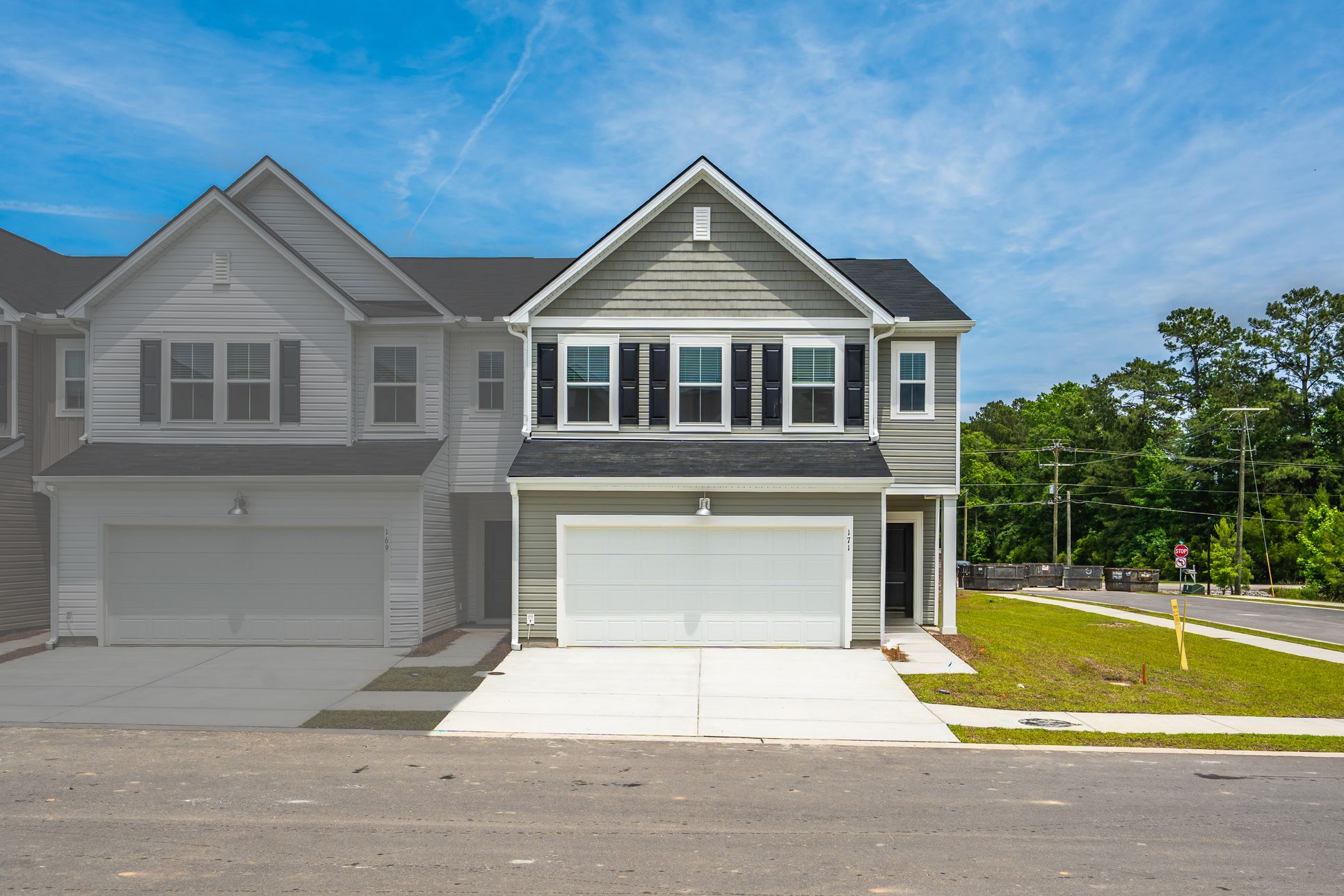 Exterior:171 Fern Bridge H S30